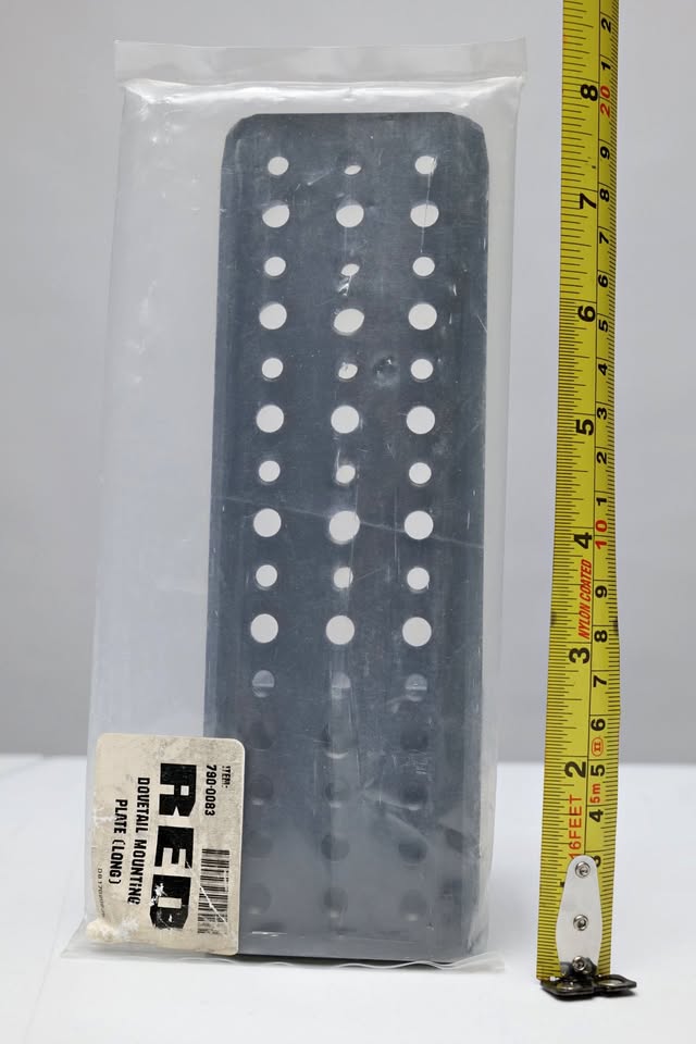 Plate RED tipo Arri Dovetail (Long). (M9).