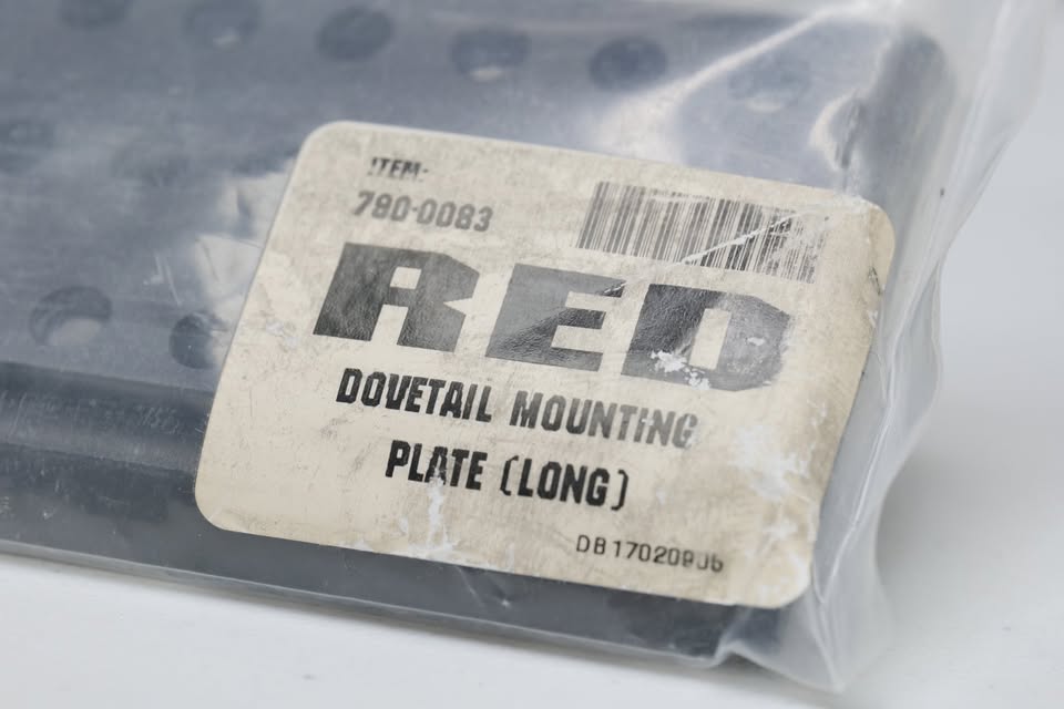Plate RED tipo Arri Dovetail (Long). (M9).