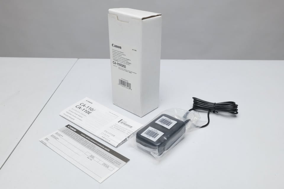 Adaptador de corriente Canon CA-110 para cámaras de vídeo Canon VIXIA. (M9).
