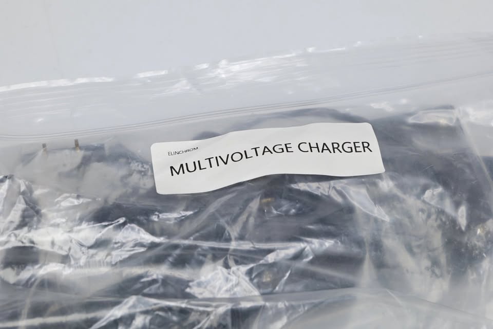 Elinchrom EL 19284 Cargador Multivoltage para Ranger Quadra. (M8).