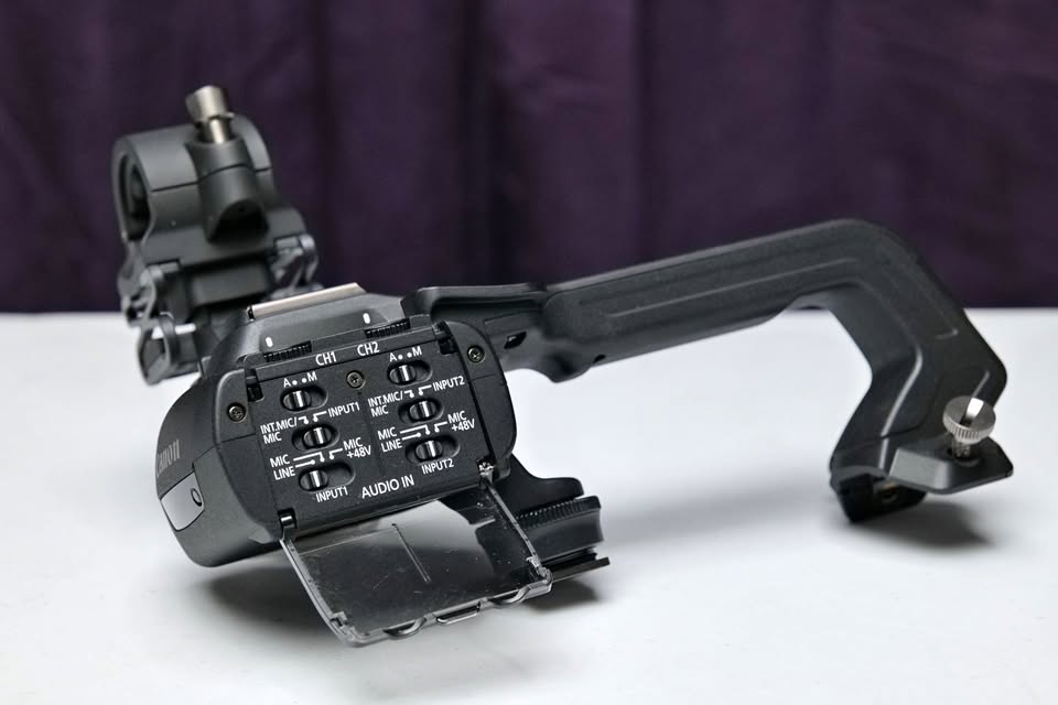Canon XA50 XA55 XF400 XF405 Top Handle Grip XLR + Shotgun Clamp Canon. 