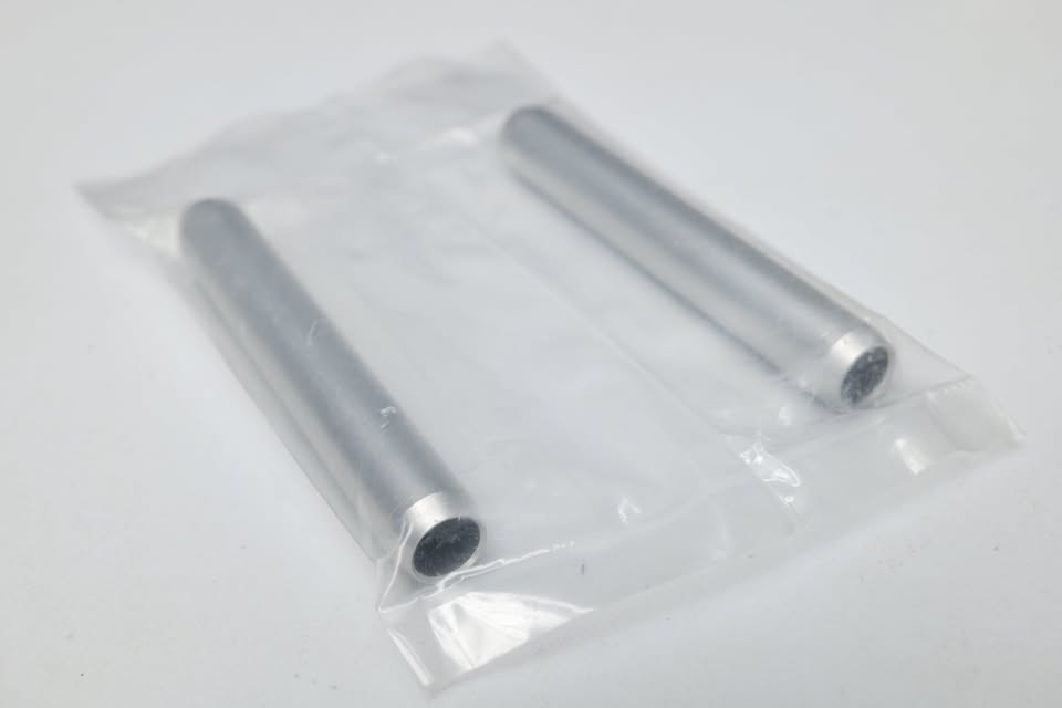 Tubos / Caños (15mm rods) 10.5cm de largo, hechos de Aluminio.