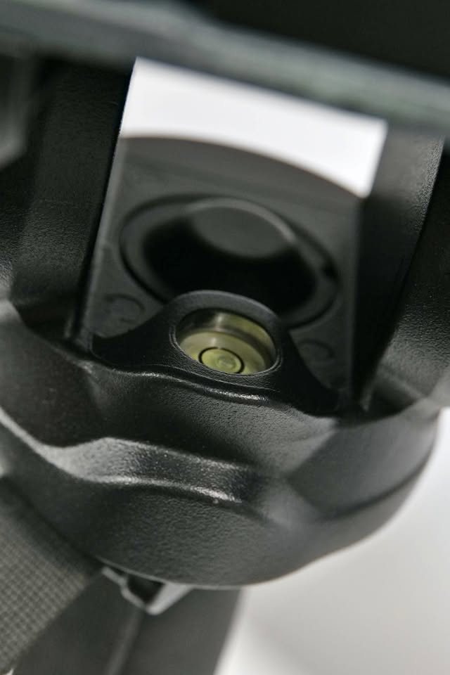 Monopie MANFROTTO 560B-1 + Cabezal fluido MVH500AH.
