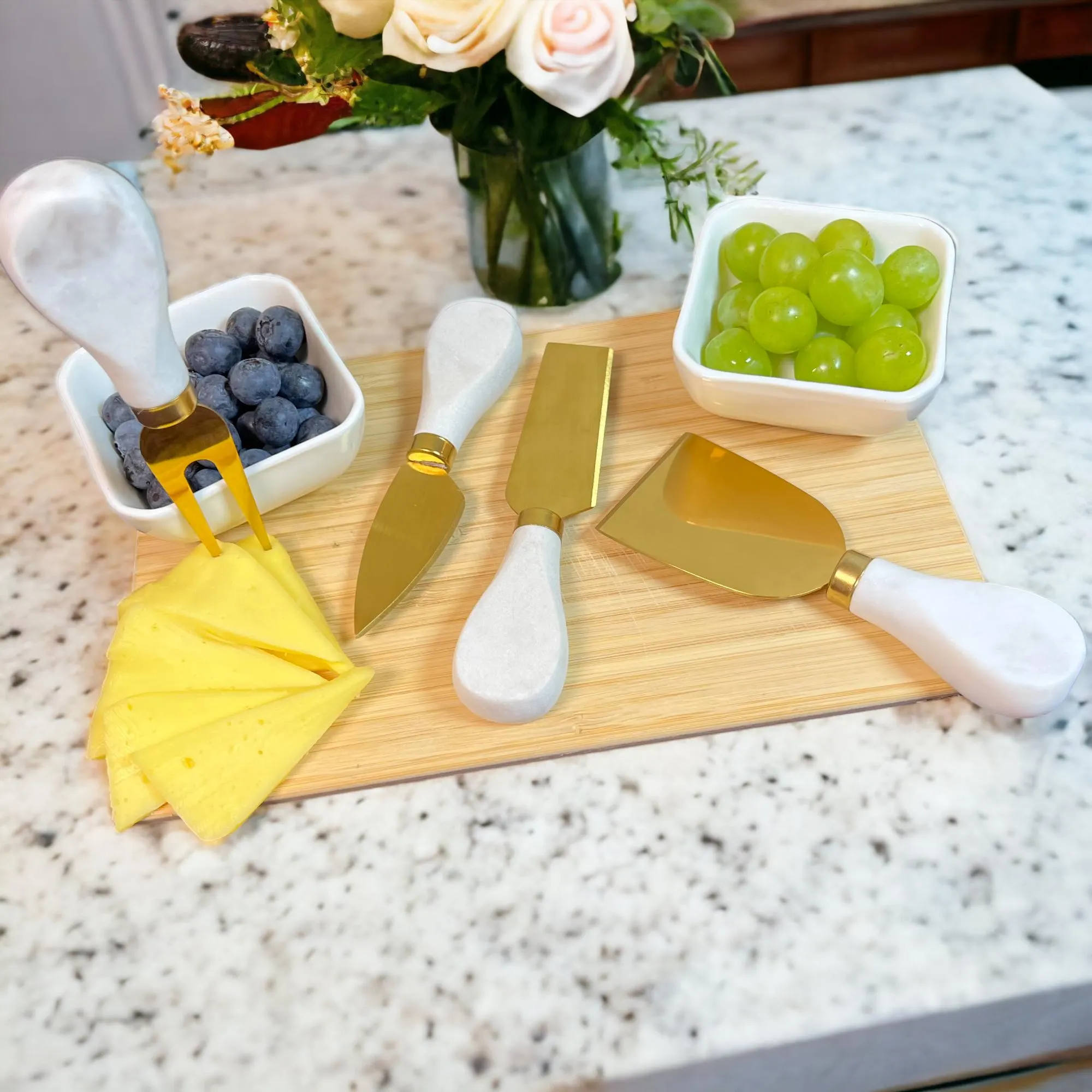Gold Stainless Steel Cheese Knife Set, 4 pcs with slates