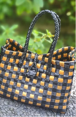 Bali Jali Bags โ Handwoven & Stylish