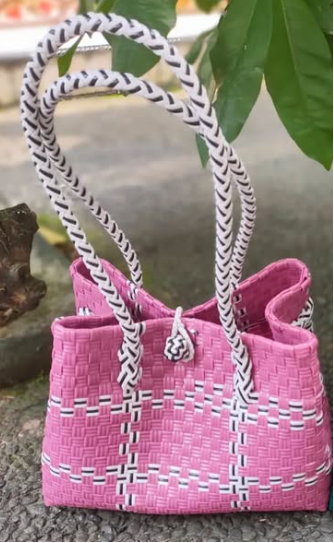 Bali Jali Bags โ Handwoven & Stylish