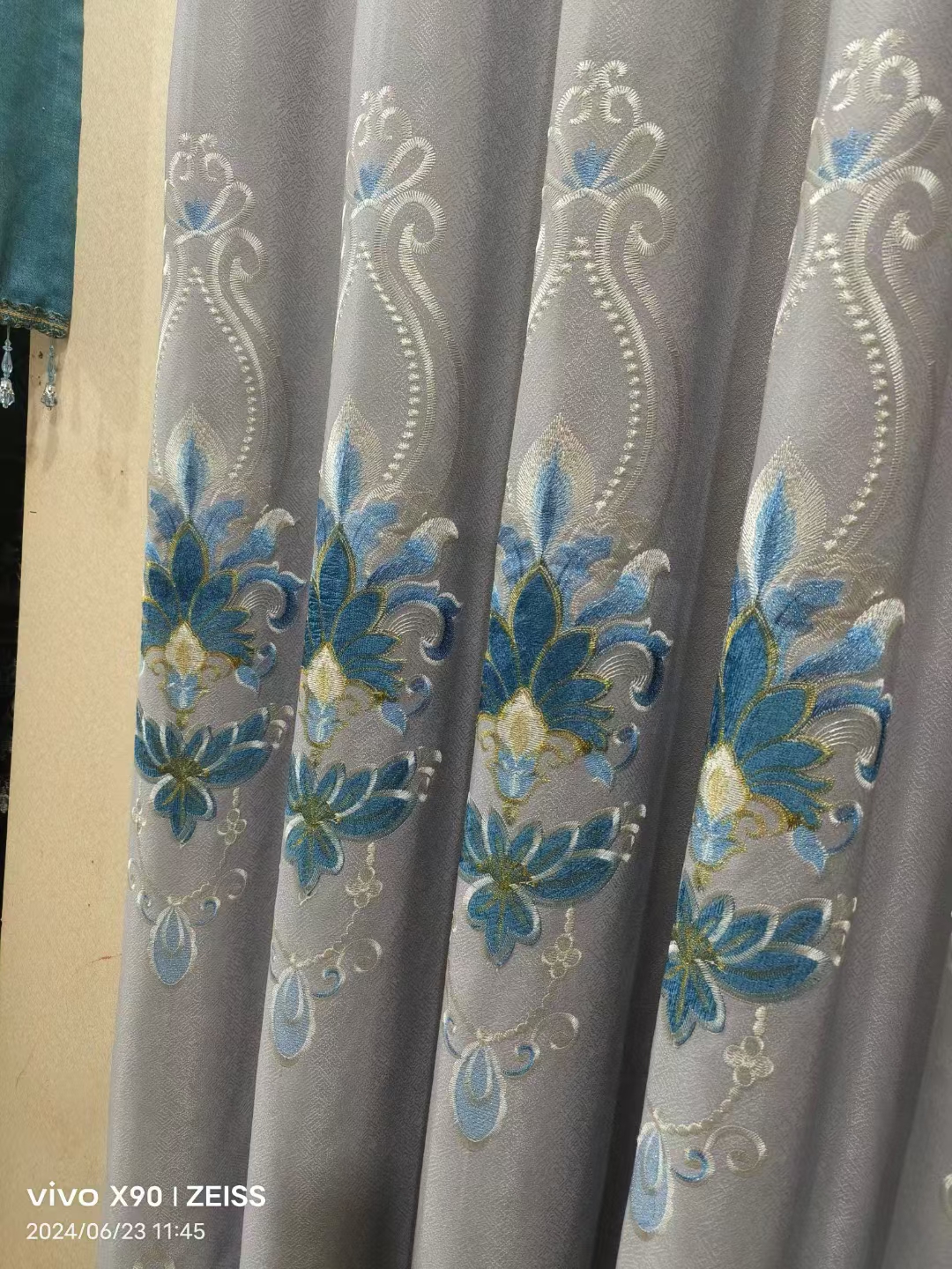 【HD-5】Luxury High-end European Peacock Blue Grey Floral Pattern Patchwork Embroidered Curtain Fabrics,Soundproof  Customizable Living Room Bedroom Curtains