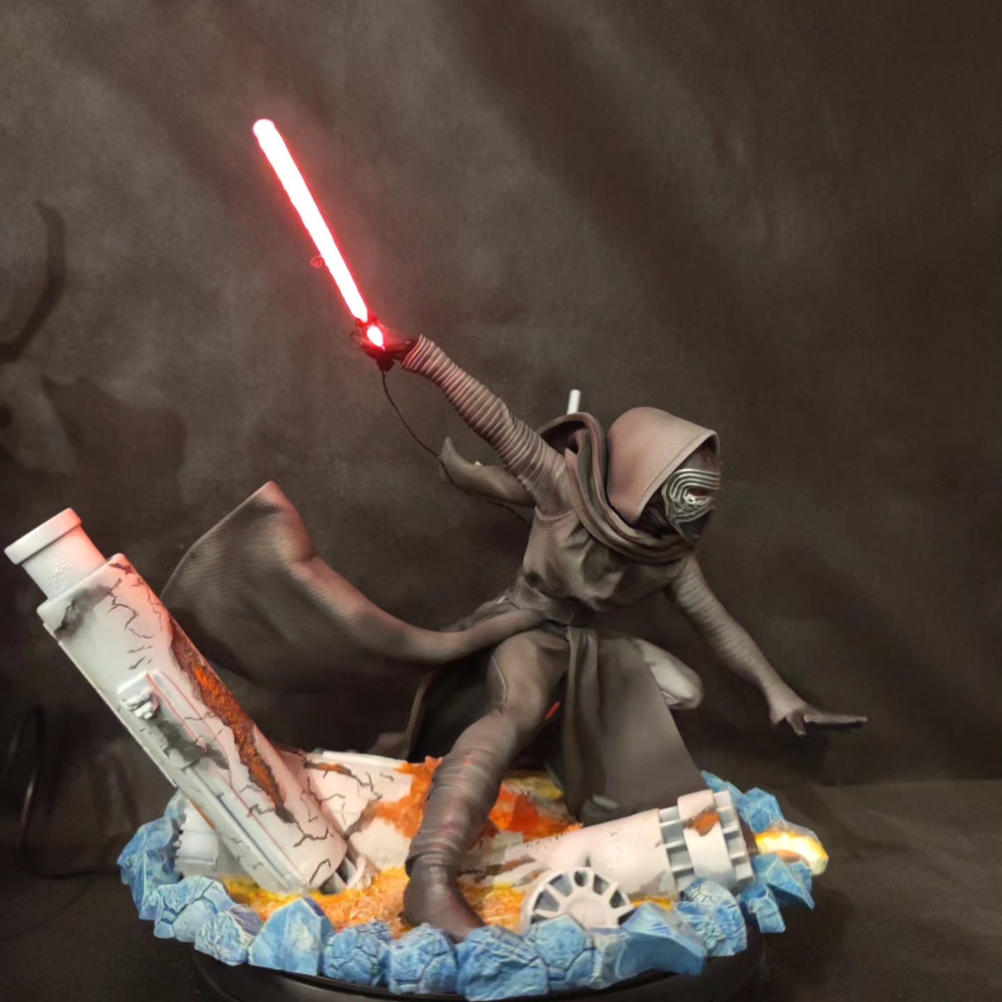 Figurine Kylo Ren 1/6ème