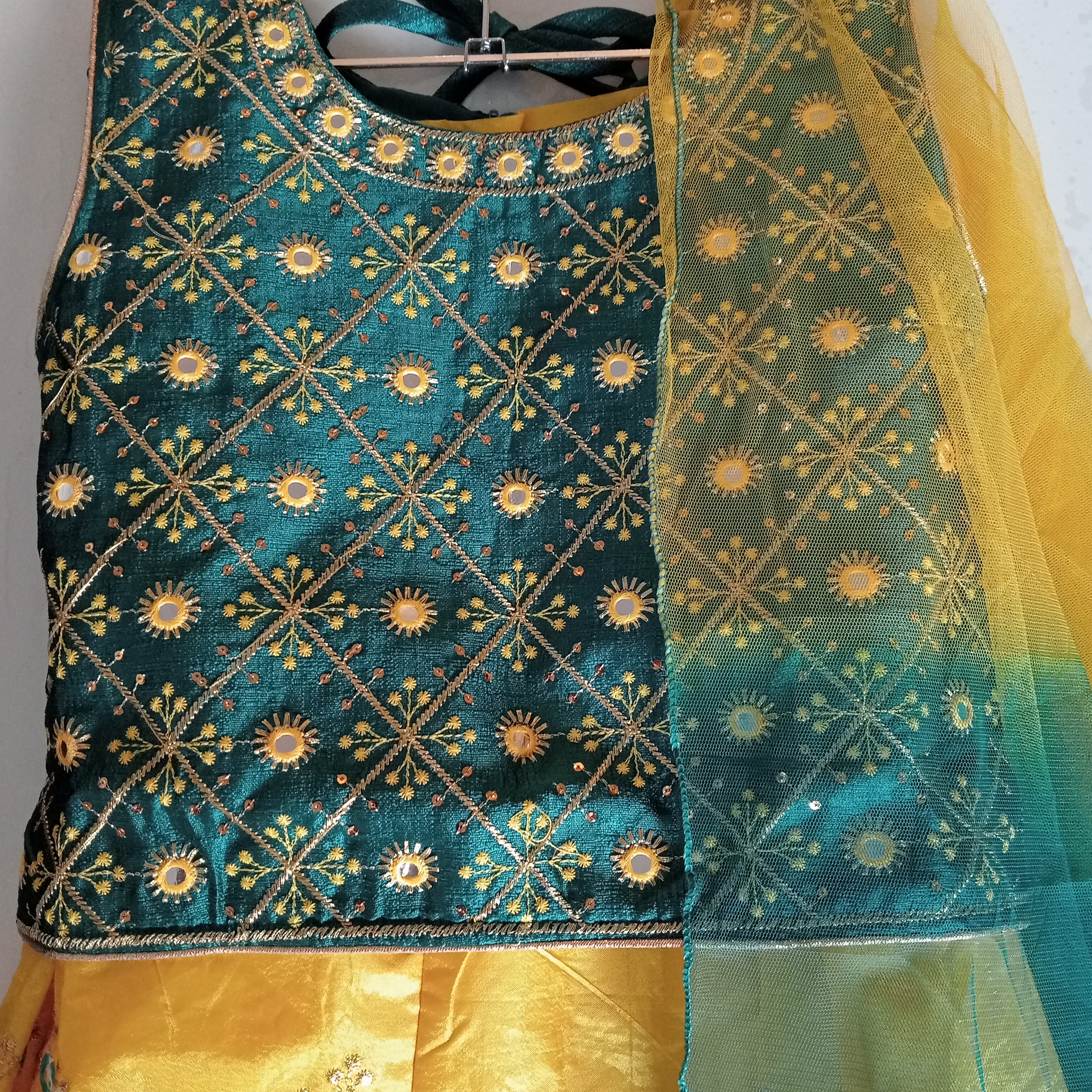Traditional Lehenga Choli Set, size 26 (5-6 years), 30 (8-9 years), 34 (11-12 years)