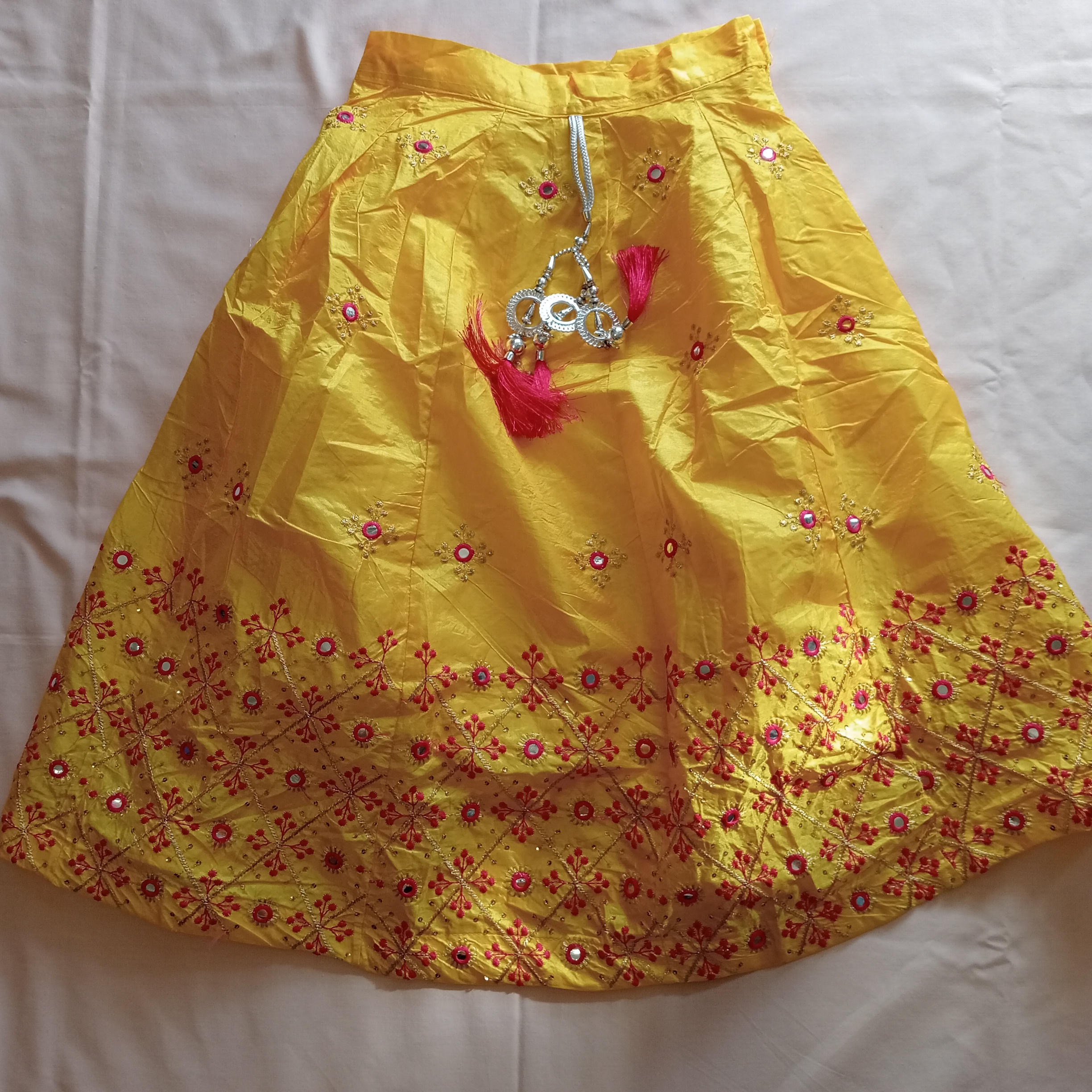 Girls lengha choli for special occasions 28 (7-8ys)  32 (9-10ys)