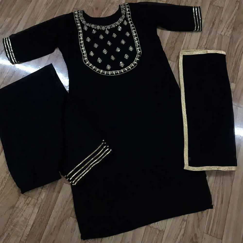 Traditional Black Palazzo Suit size 40 