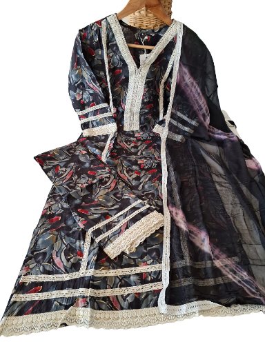 Printed Palazzo suit with Lace details, Size 38, 40 