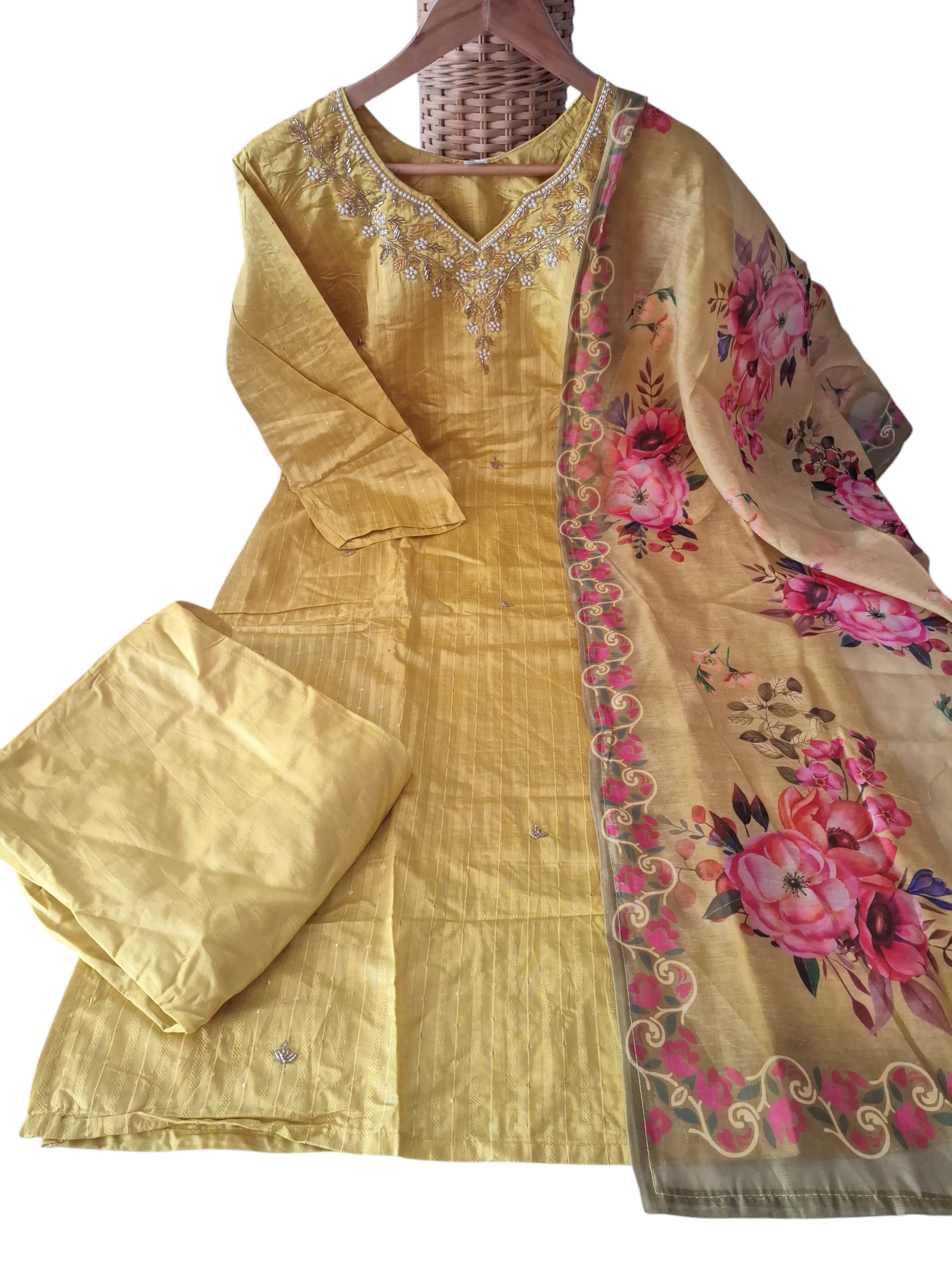 Elegant hand Embroidered Palazzo pant Suit, size 42