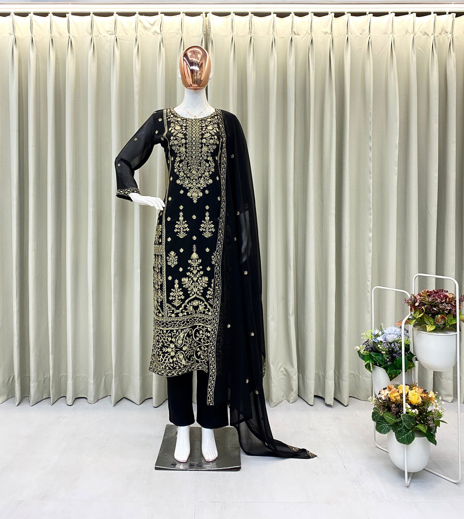 Beautiful Pakistani style black palazzo suit , size 44
