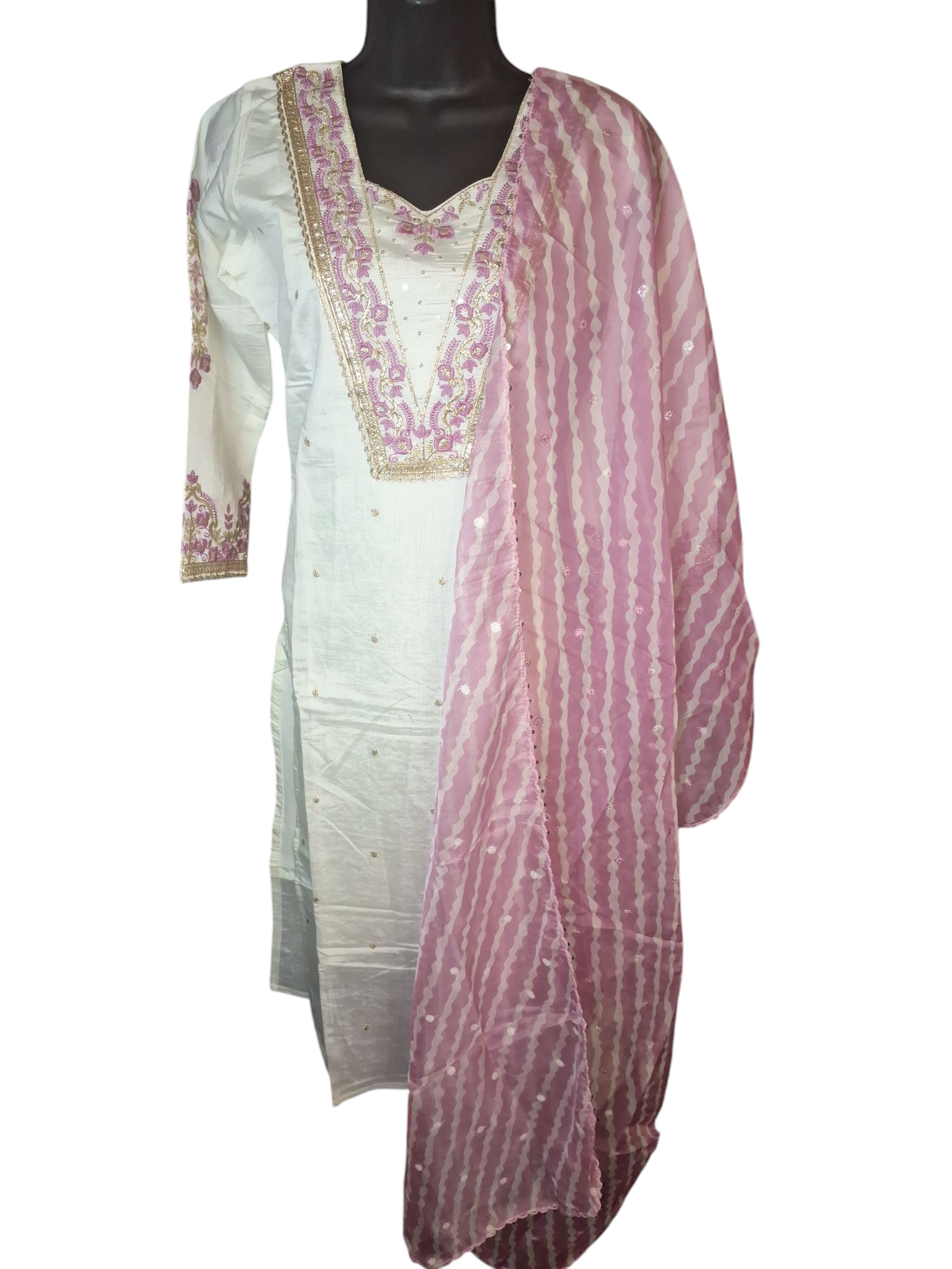Off white Palzzo suit, sizes 40, 42 and 44