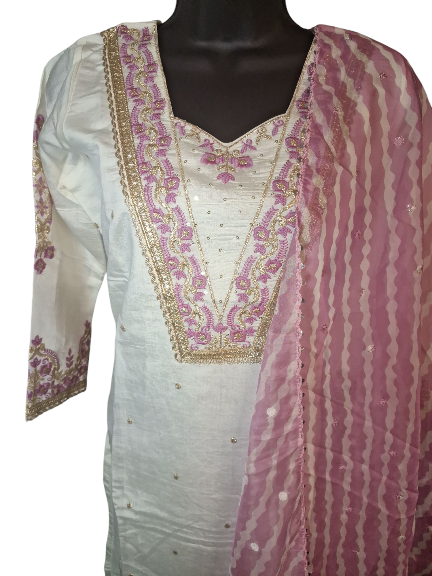 Off white Palzzo suit, sizes 40, 42 and 44