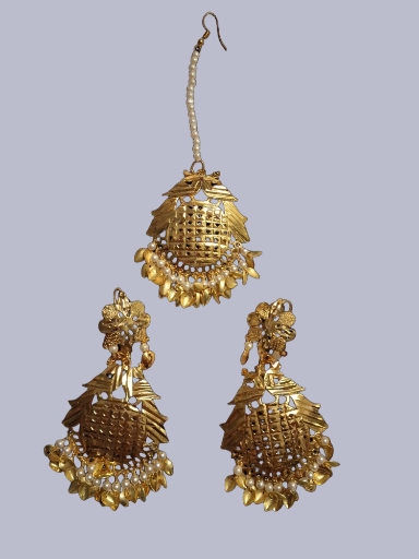 Traditional Golden oversized Earrings and Maang Tikka Set
