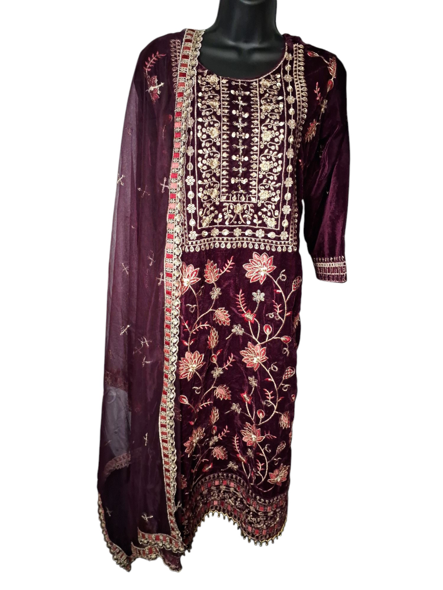 Velvet suit, size 42 ready ( size 40 can also buy)