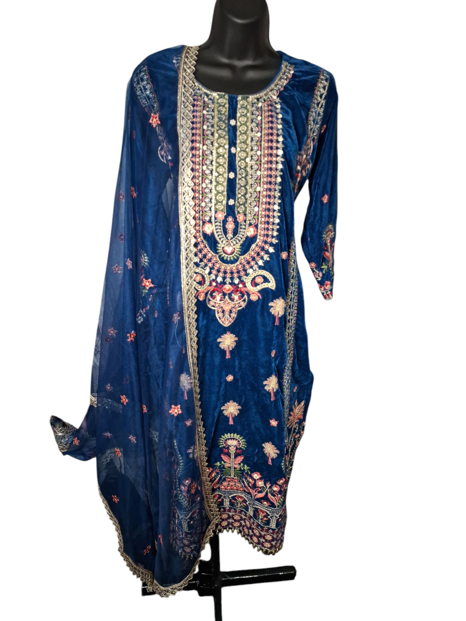 Velvet suit, size 42 ready ( size 40 can also buy)