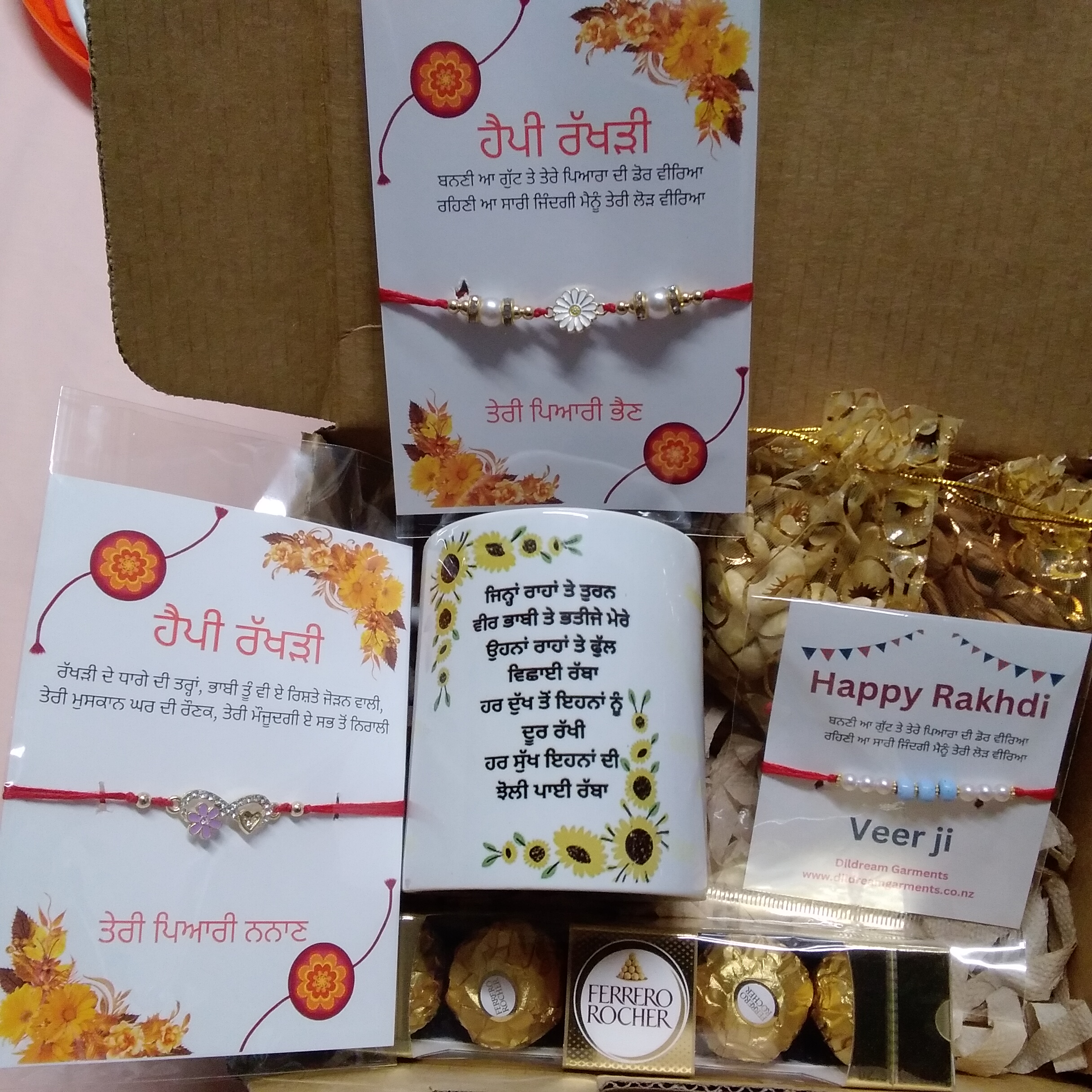 Veer bhabi combo with customized cup