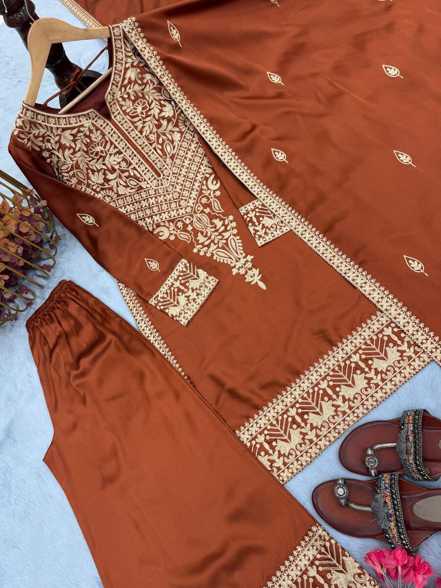 Brown Palazzo suit, size 38, 42 and 44