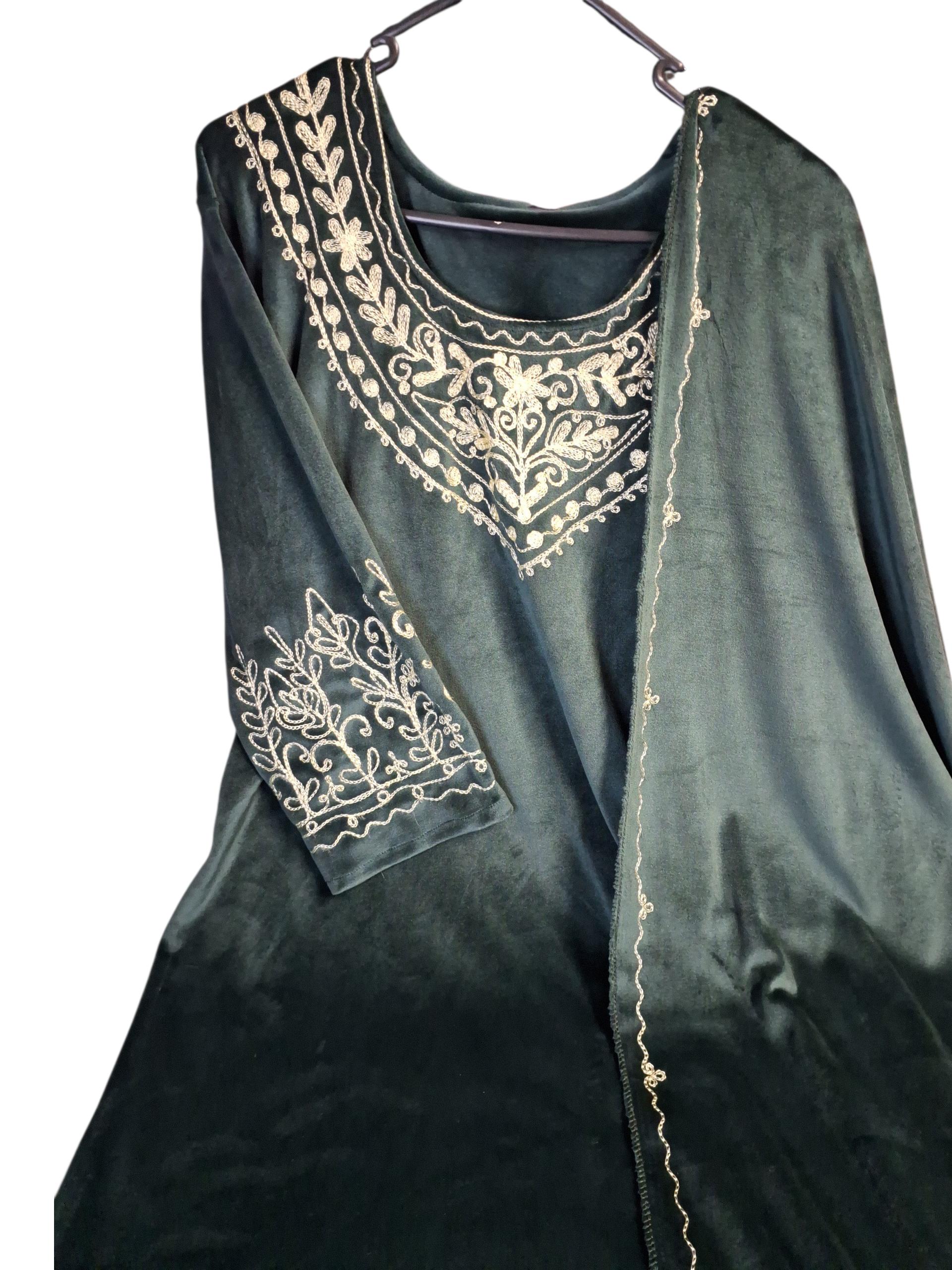 Embroidered Bottle green Velvet Suit Set size 42-44 