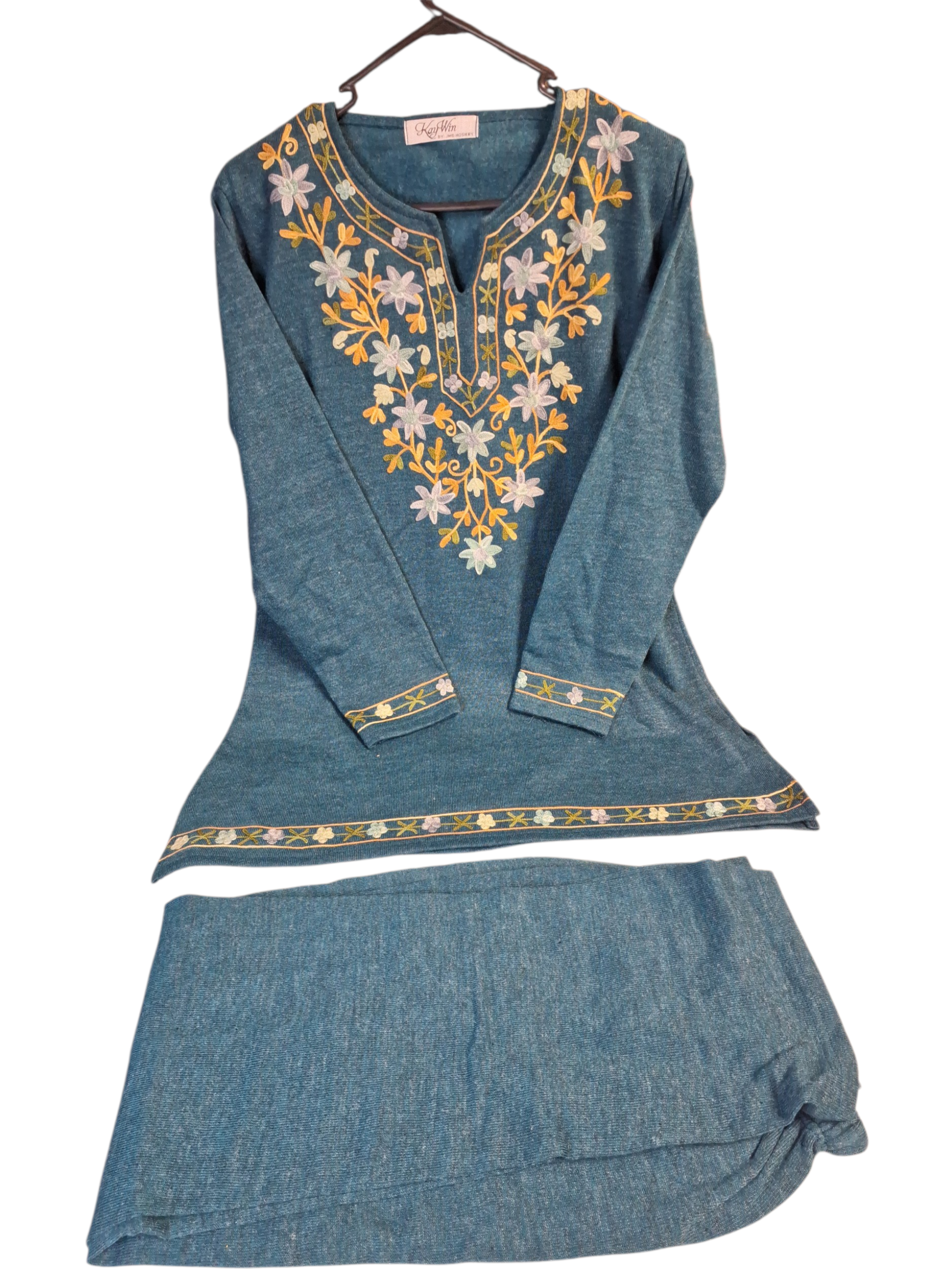 Woolen coord set, size 40-42 