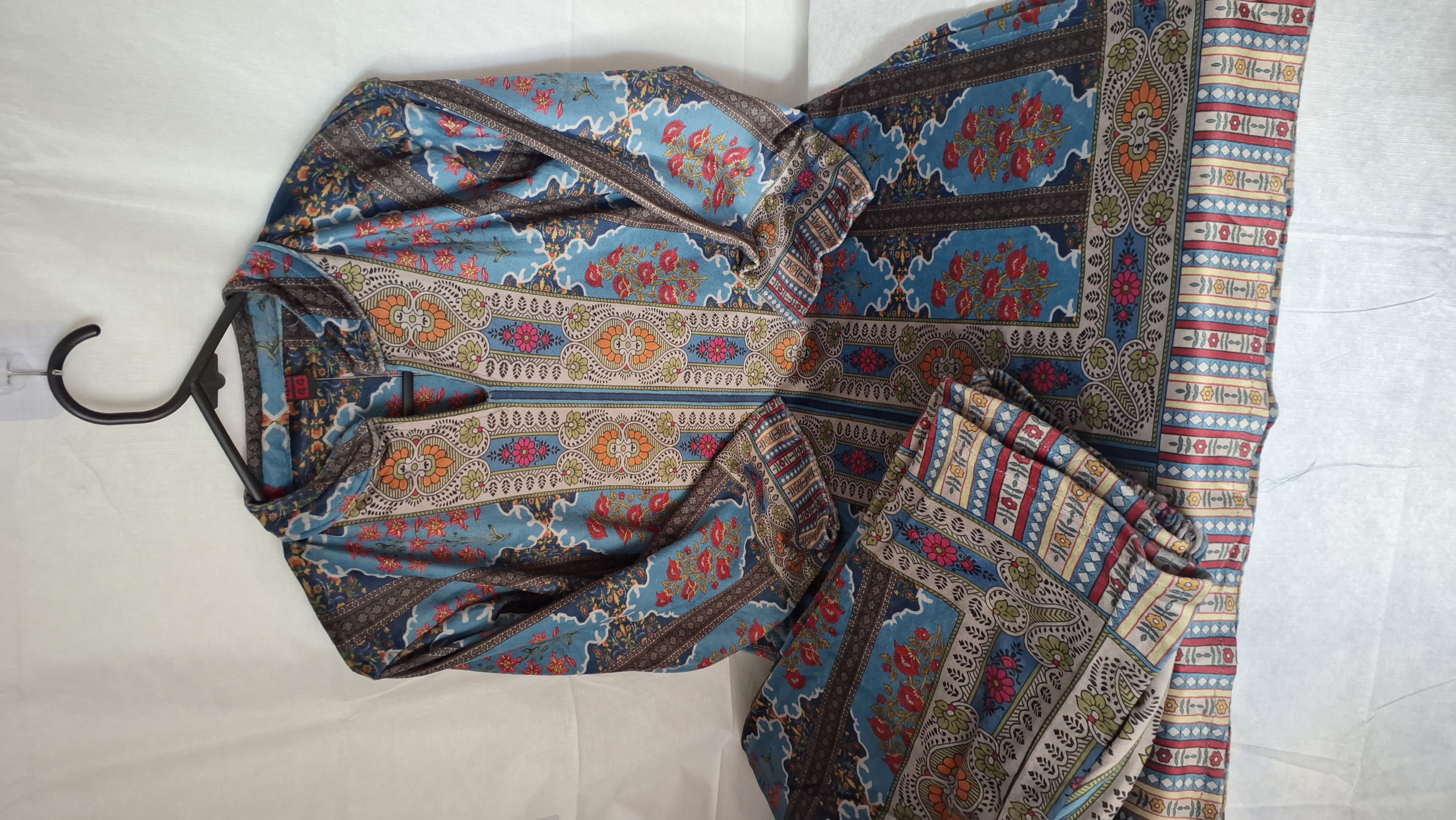 Printed Velvet Co-ord Set – size 42-44 