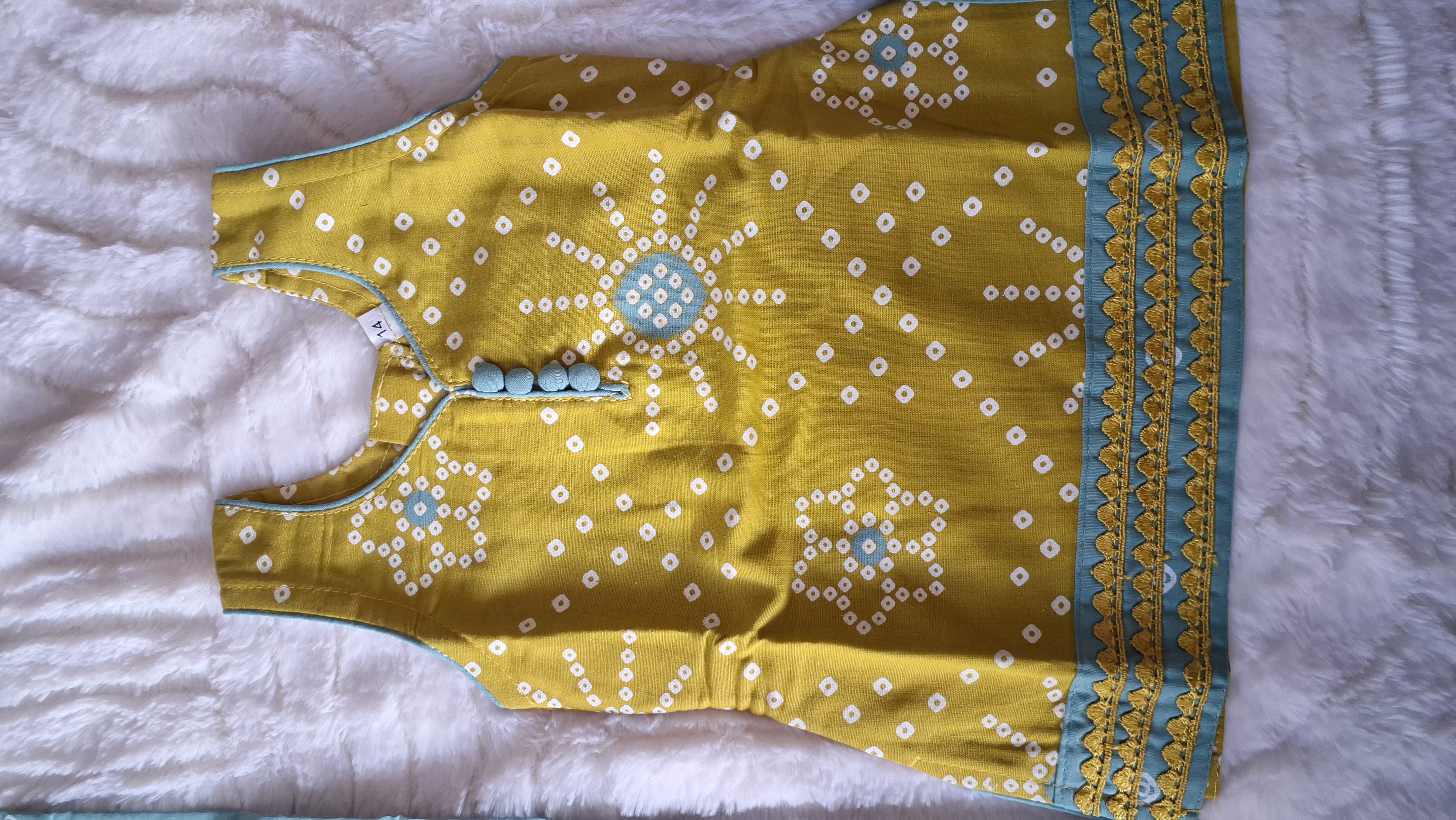 Baby's Printed salwar suit, size 14, 16, 18