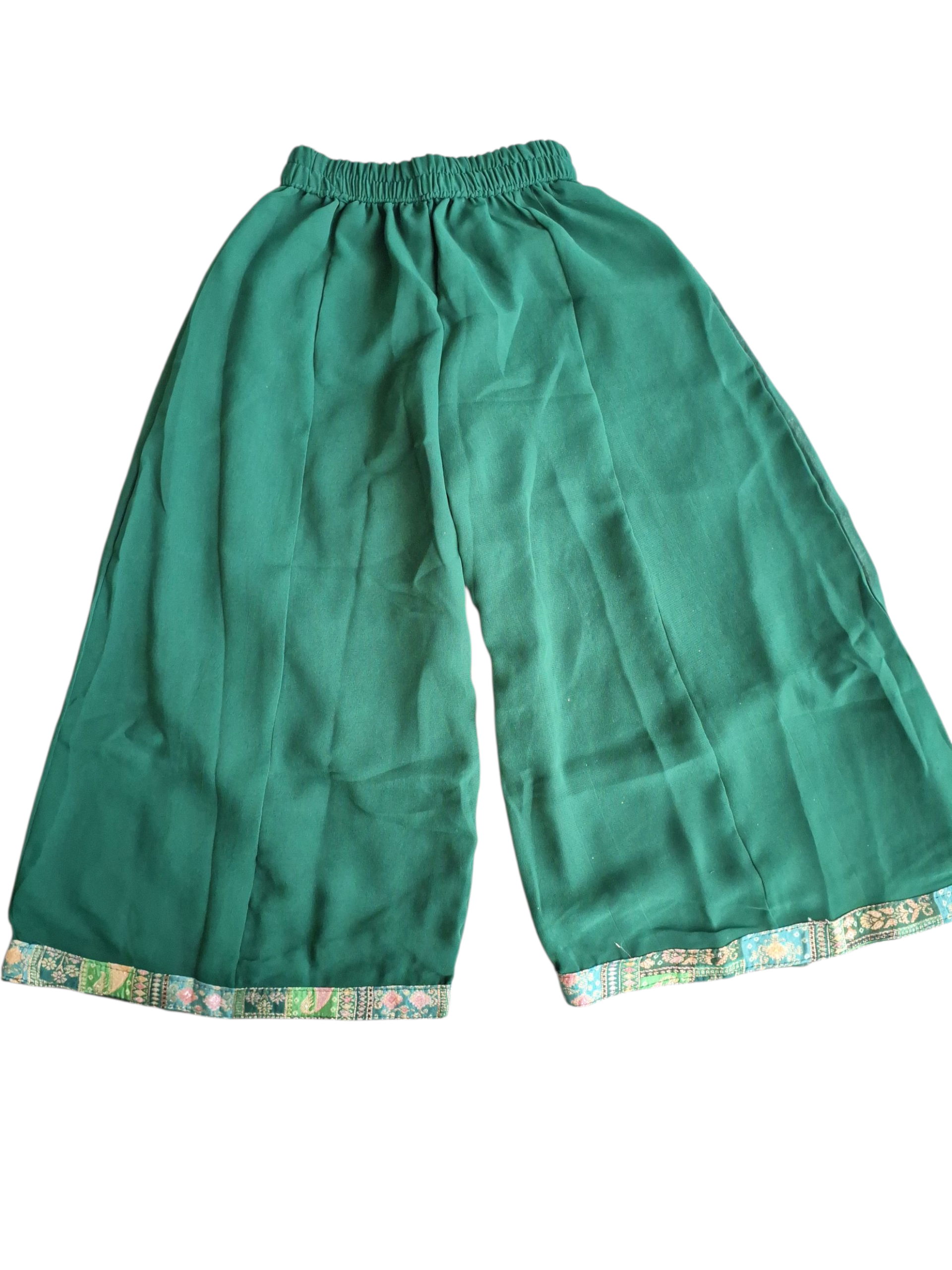 Beautiful palazzo suit, sizes 20, 22, 24, 26, 28, 30, 32, 34 and 36