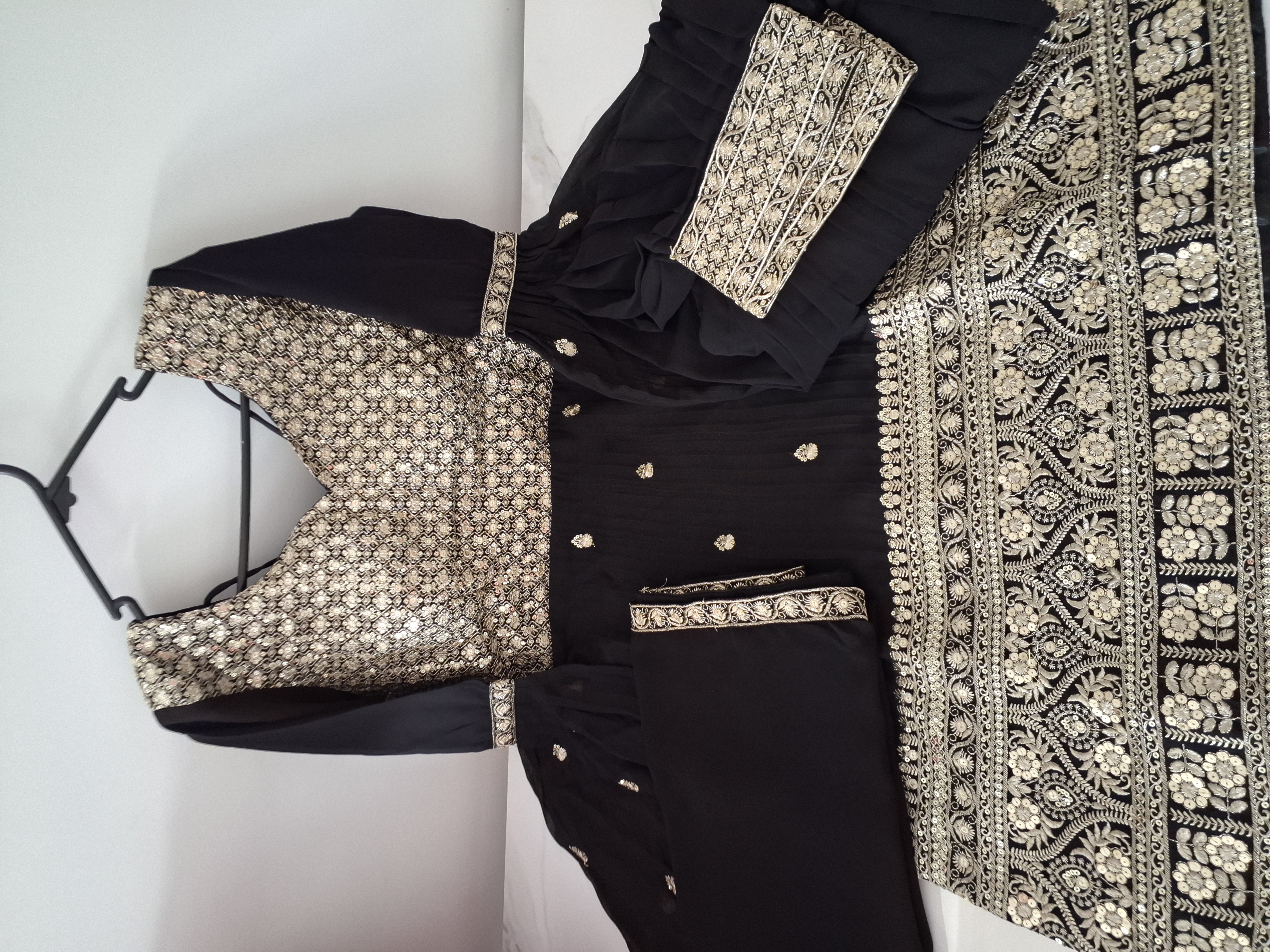 Black Salwar suit, size 36-38