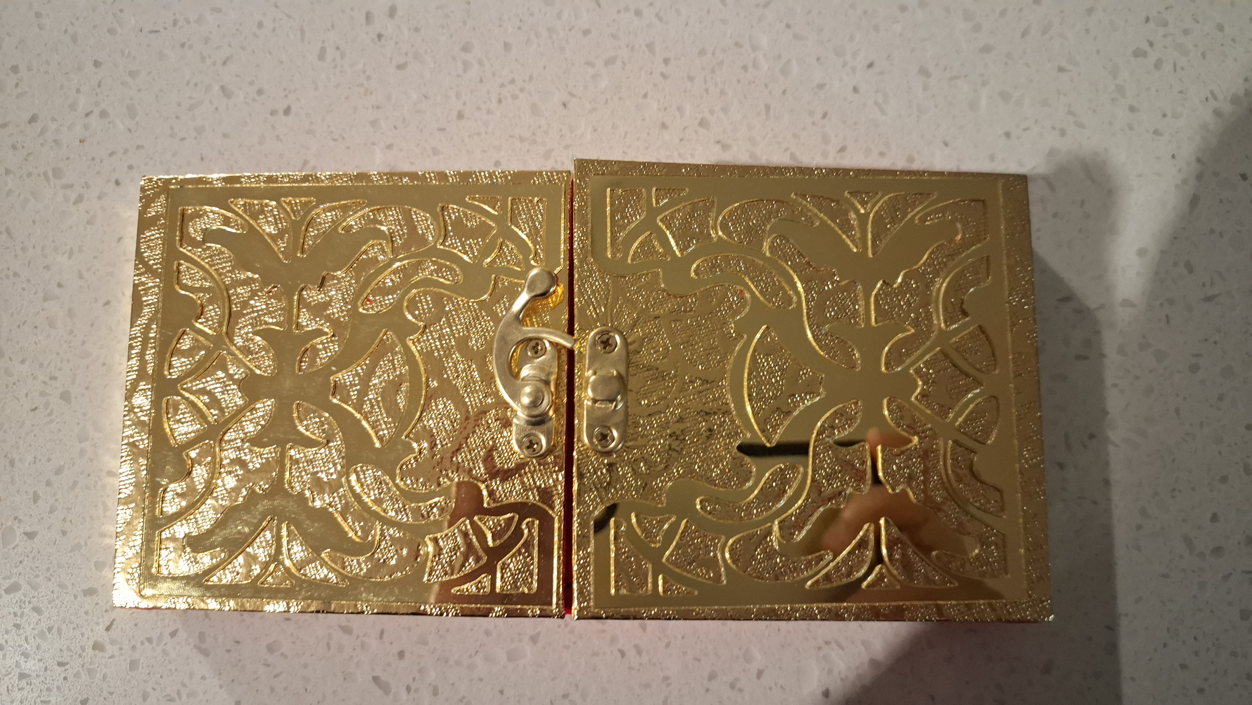 Veer rakhdi box 