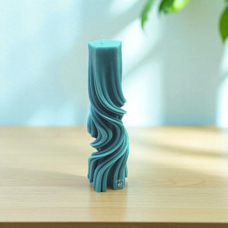 Shen Aura Sculptural Journey to Glow Candle