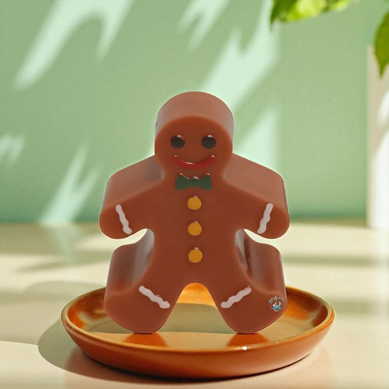 Gingerbread Men Candle