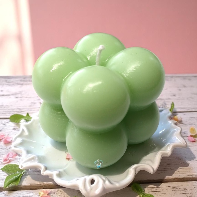 Small Connected Harmony Candle