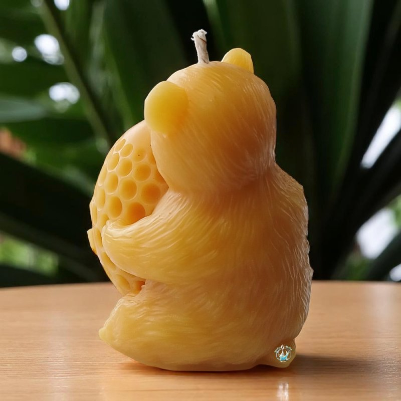 Shen Aura "Honey Festival" Bear & Honey Pot Candle