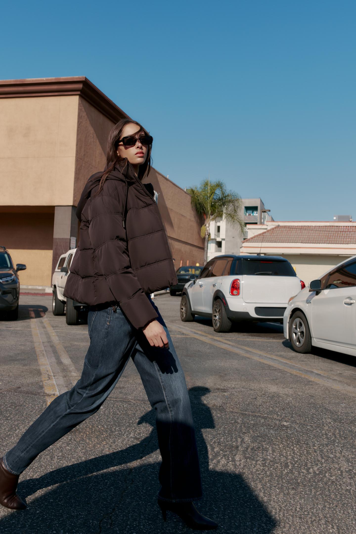 Warm & Stylish Women’s Short Quilted Water-Repellent Anorak 