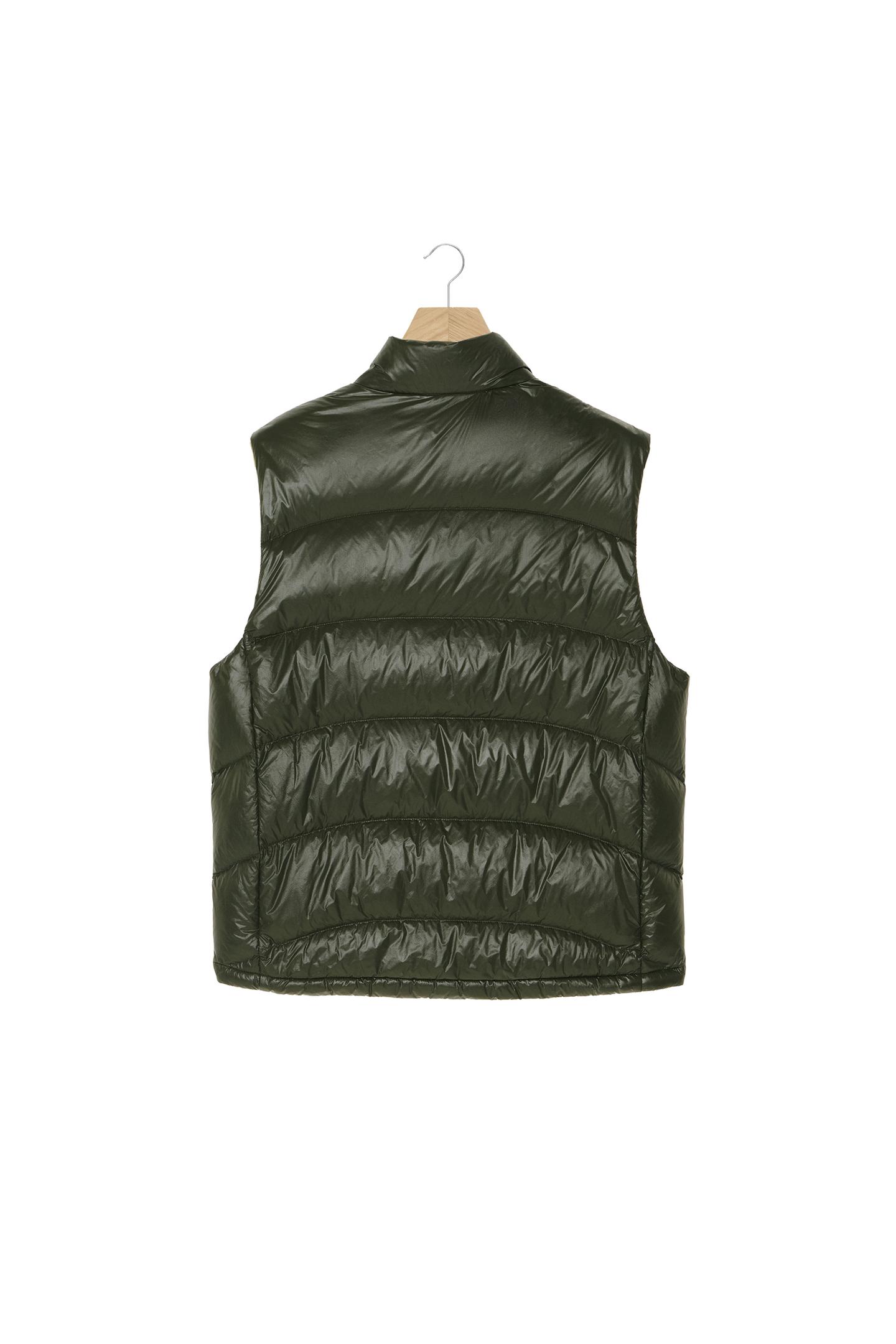Lightweight Men’s Water-Repellent Quilted Puffer Gilet 