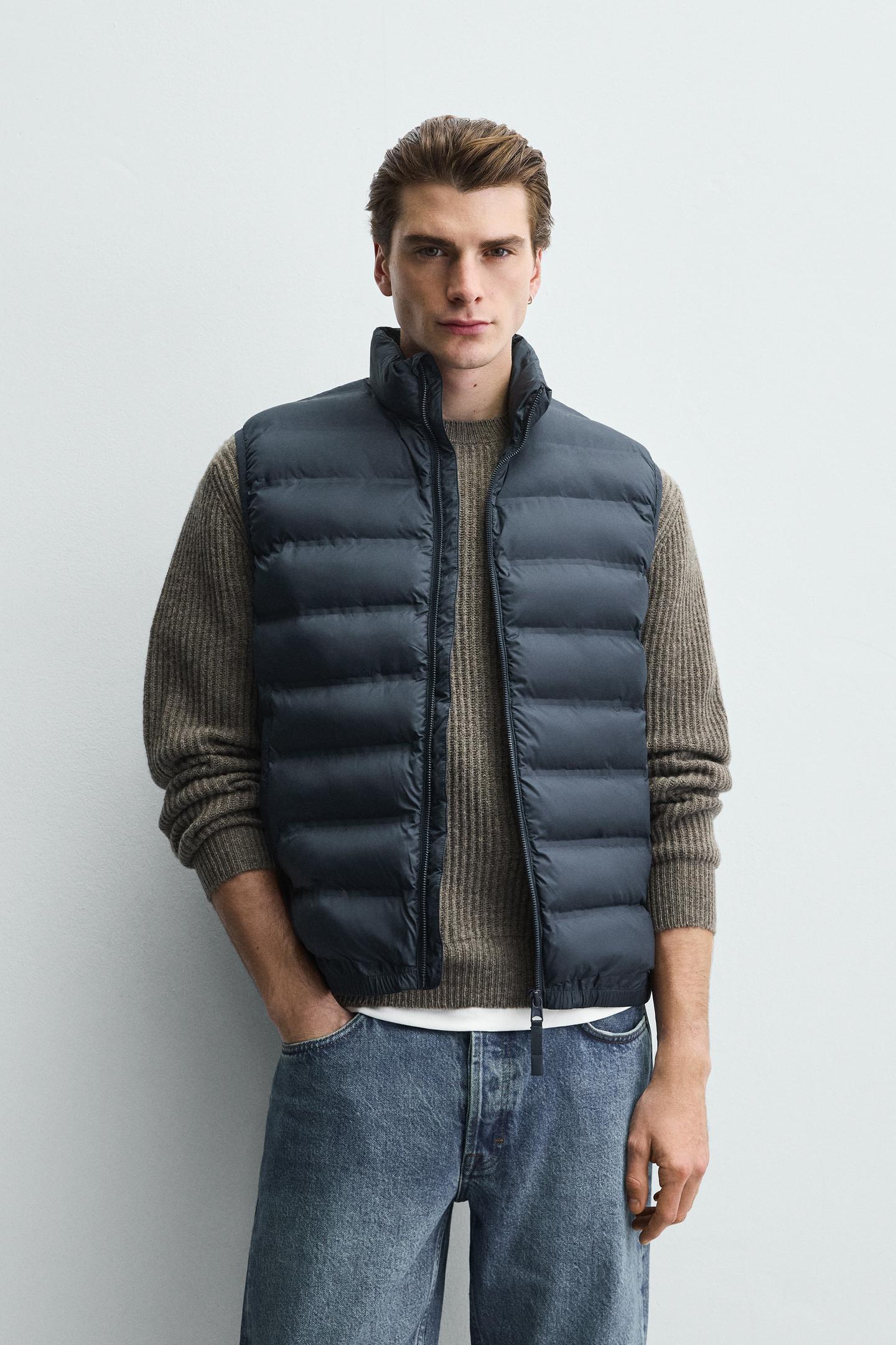 Timeless Men’s Lightweight Water-Repellent Puffer Gilet