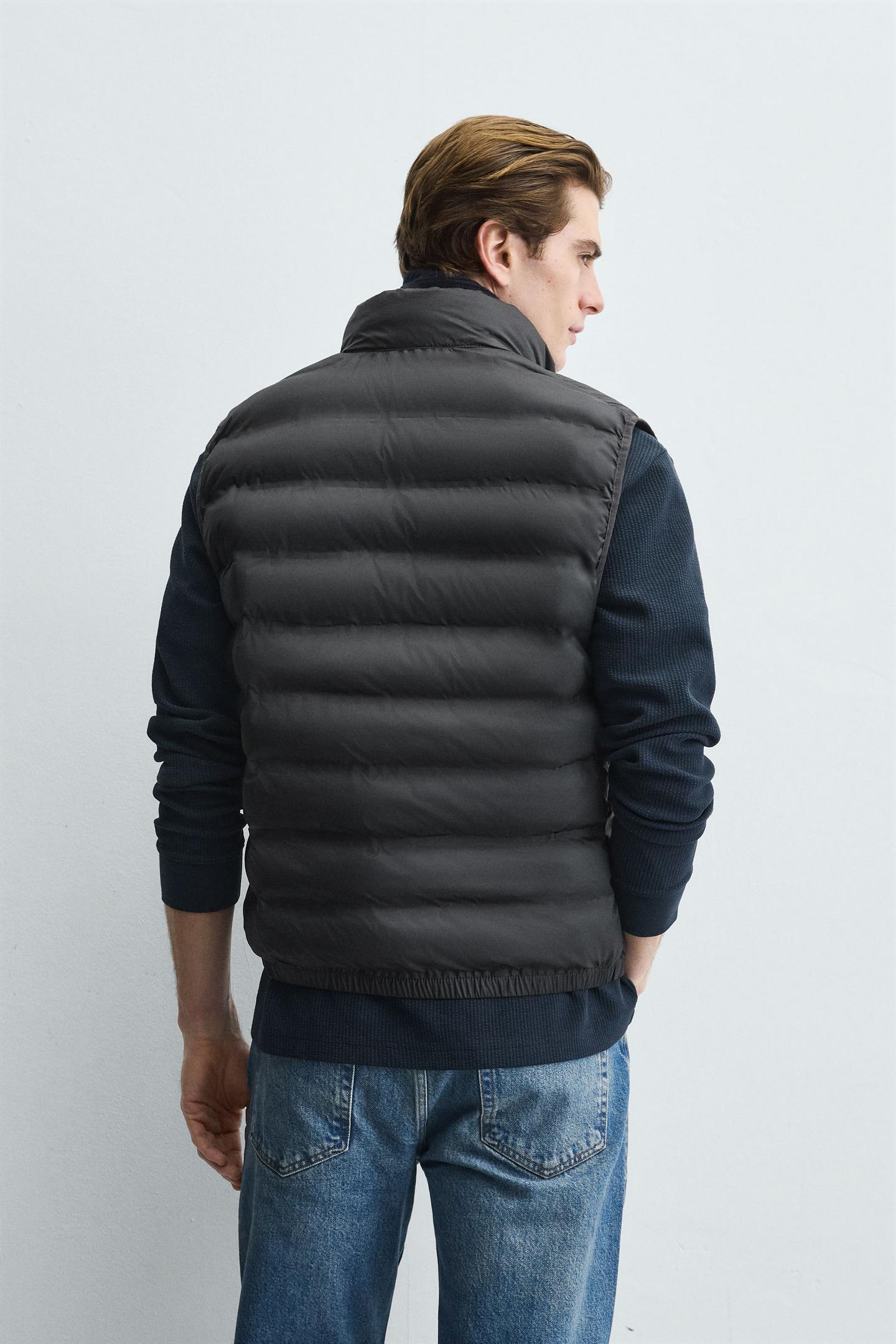 Stylish Men’s Water-Repellent Lightweight Puffer Gilet