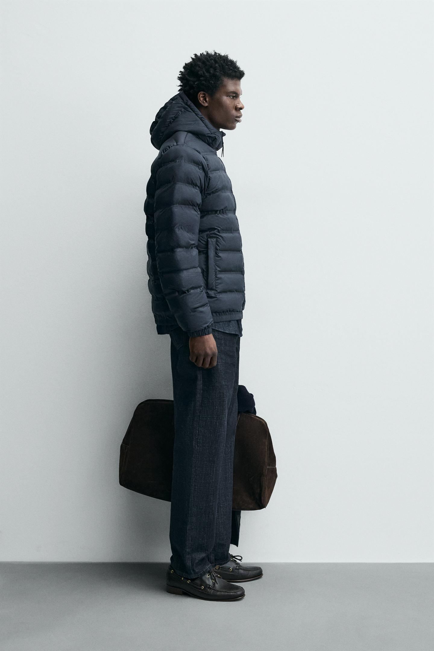 Comfortable Men’s Water-Repellent Lightweight Puffer Jacket 