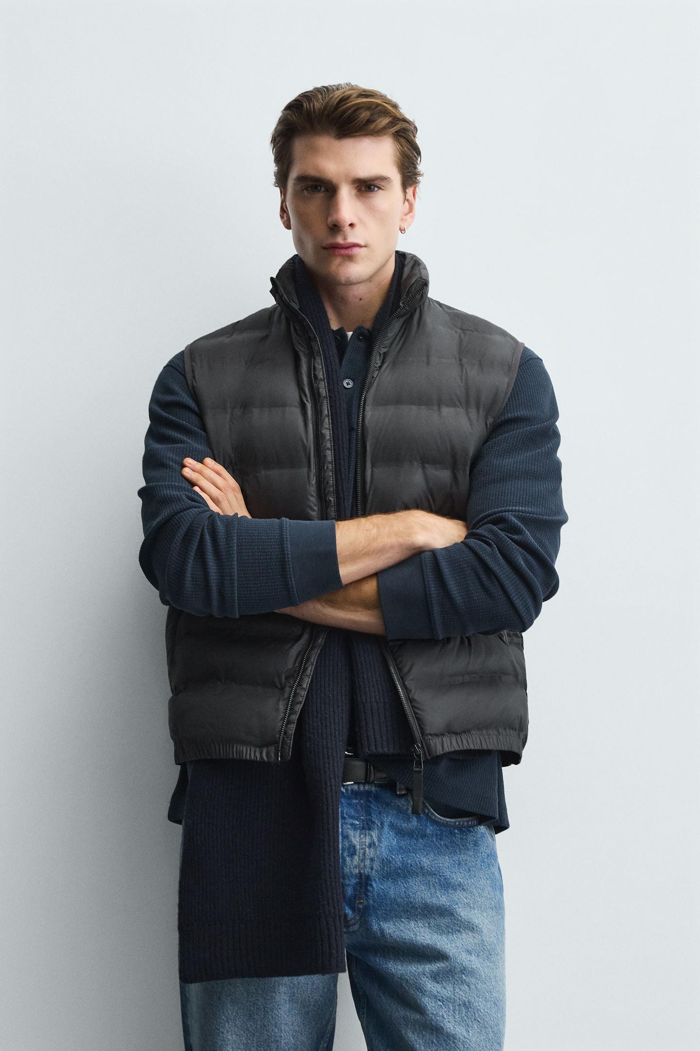 Stylish Men’s Water-Repellent Lightweight Puffer Gilet