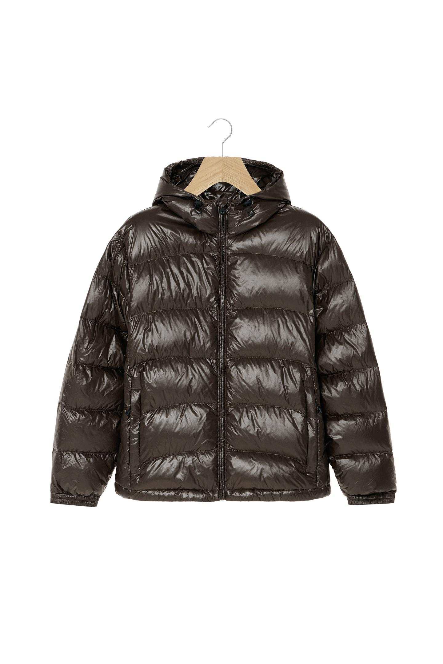 Stylish & Functional Men’s Chocolate Water-Repellent Puffer Jacket 