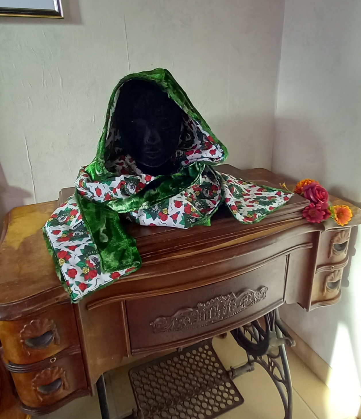 Écharpe-capuche Frida Kalho 