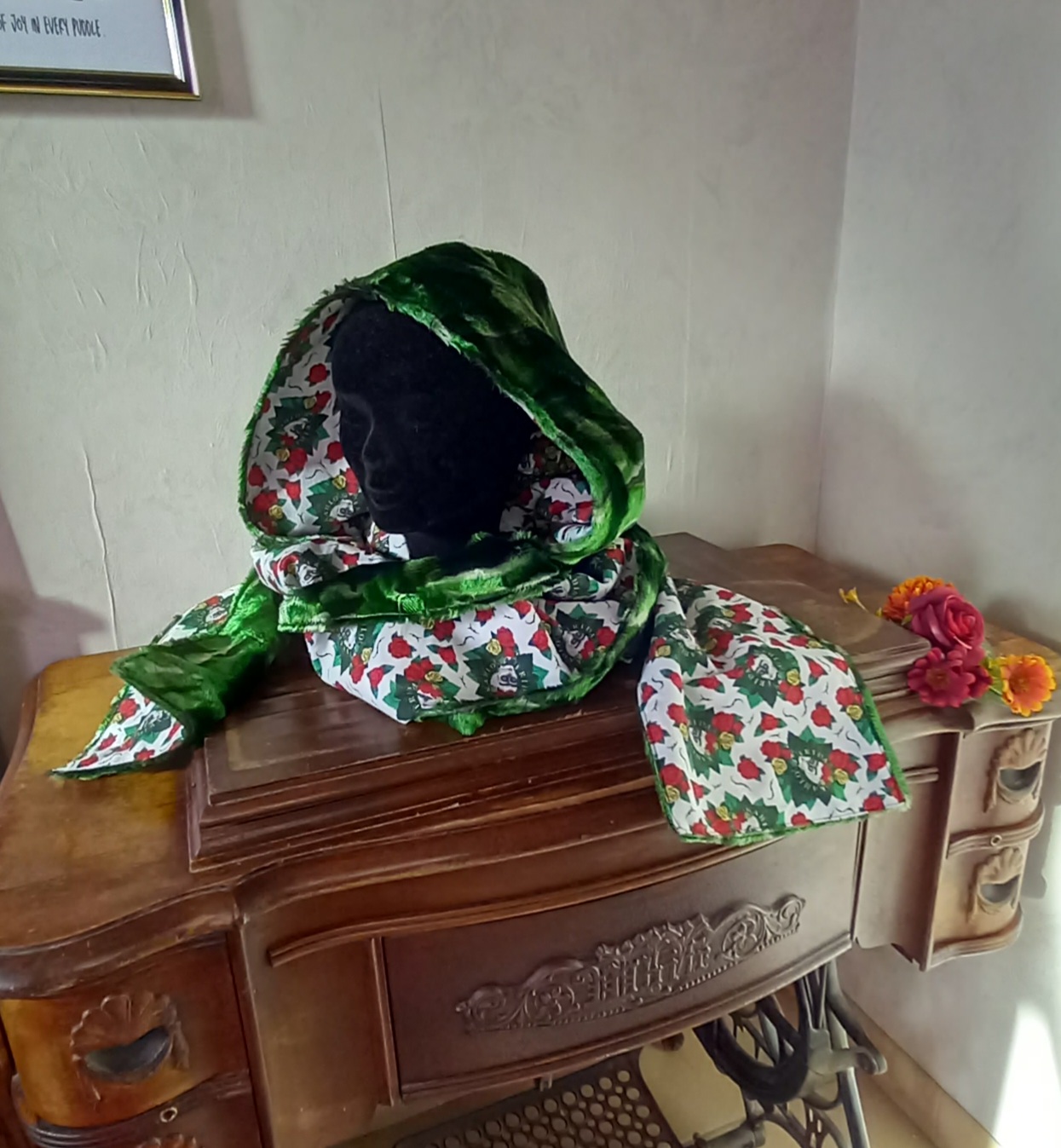 Écharpe-capuche Frida Kalho 