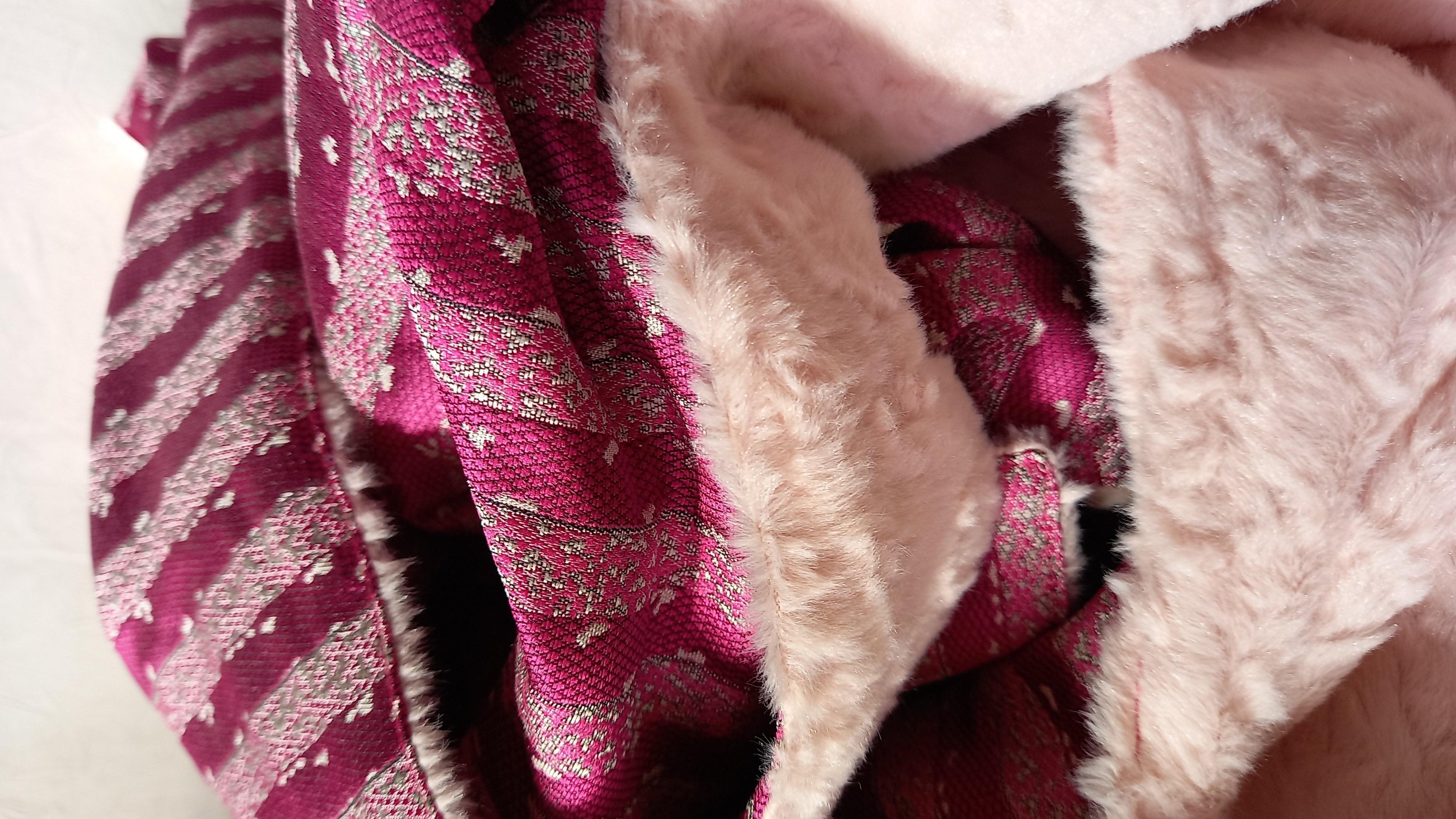 Écharpe-capuche Cheshire