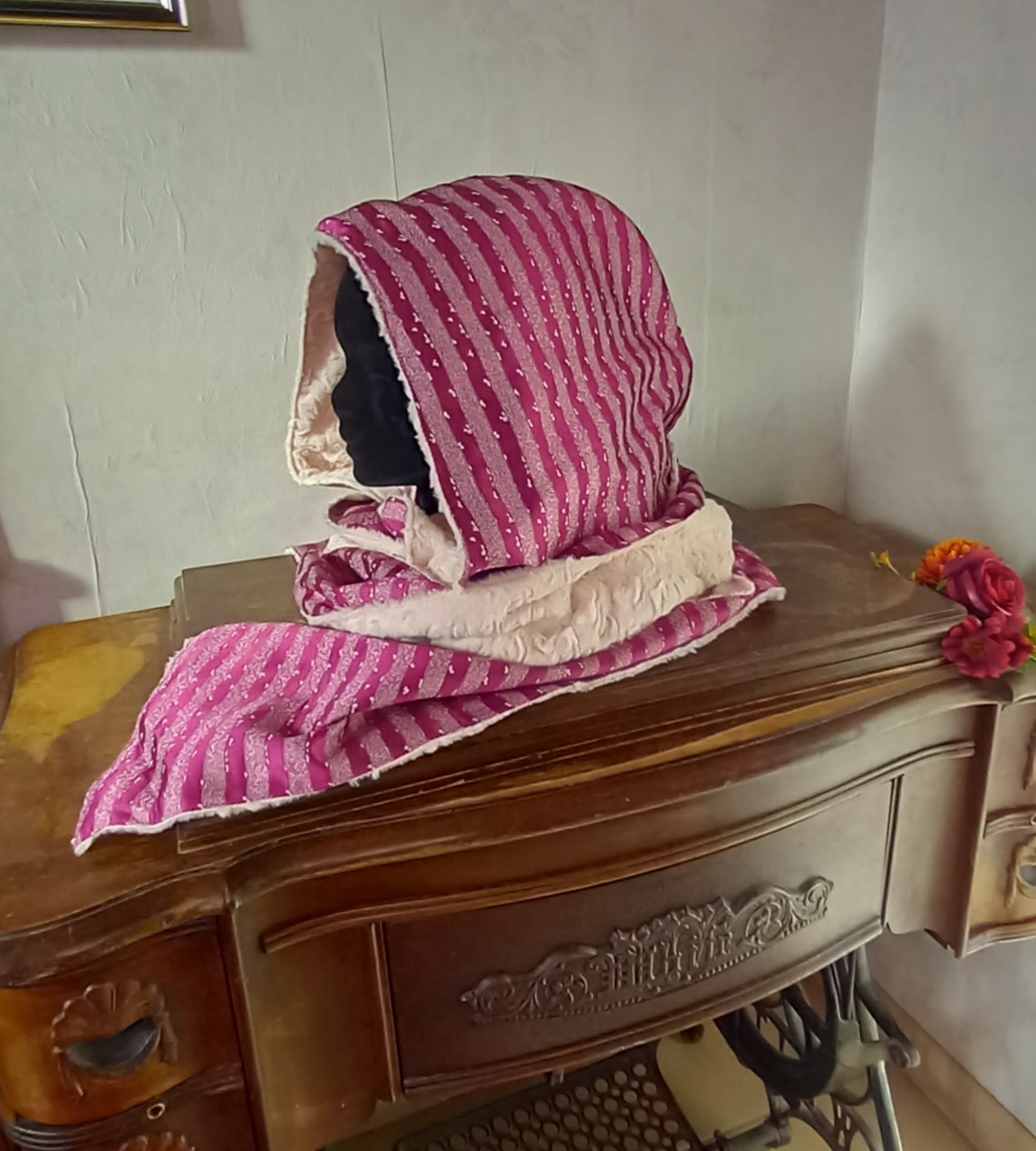 Écharpe-capuche Cheshire