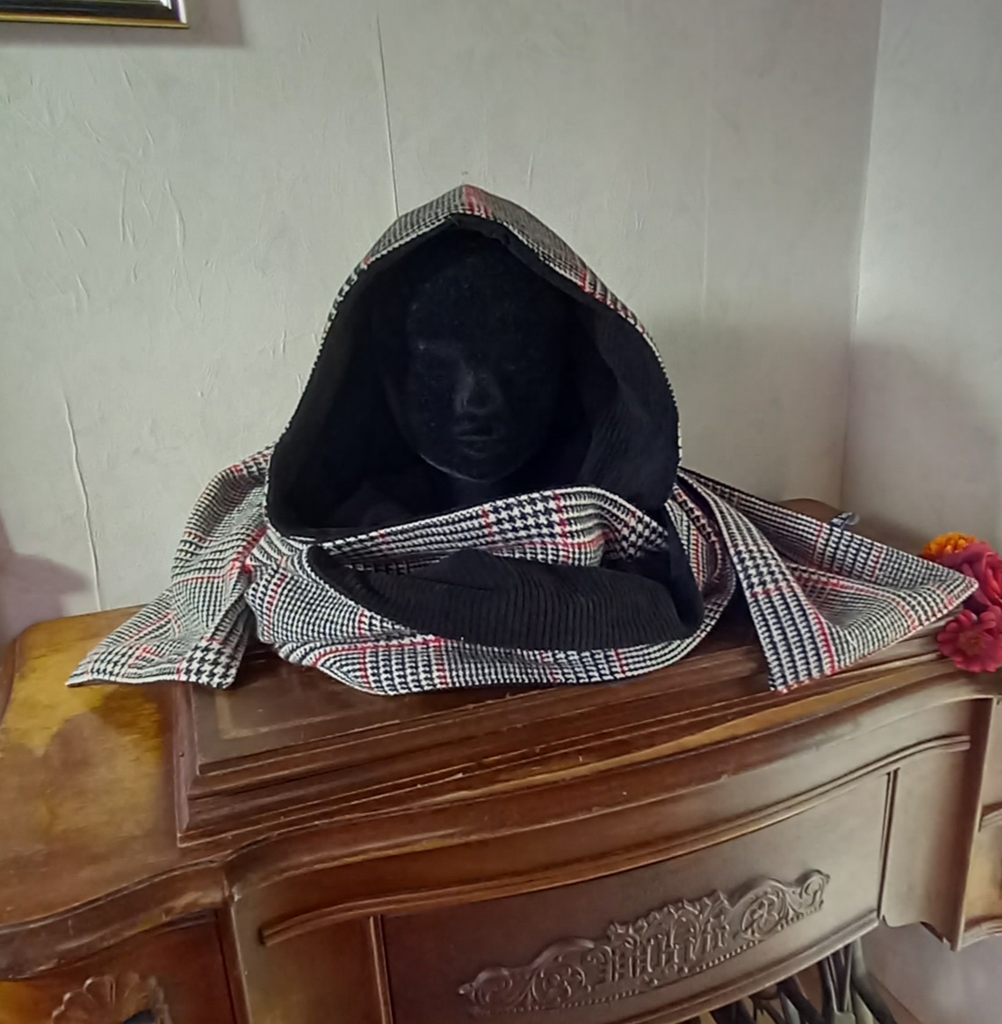 Écharpe-capuche à carreaux