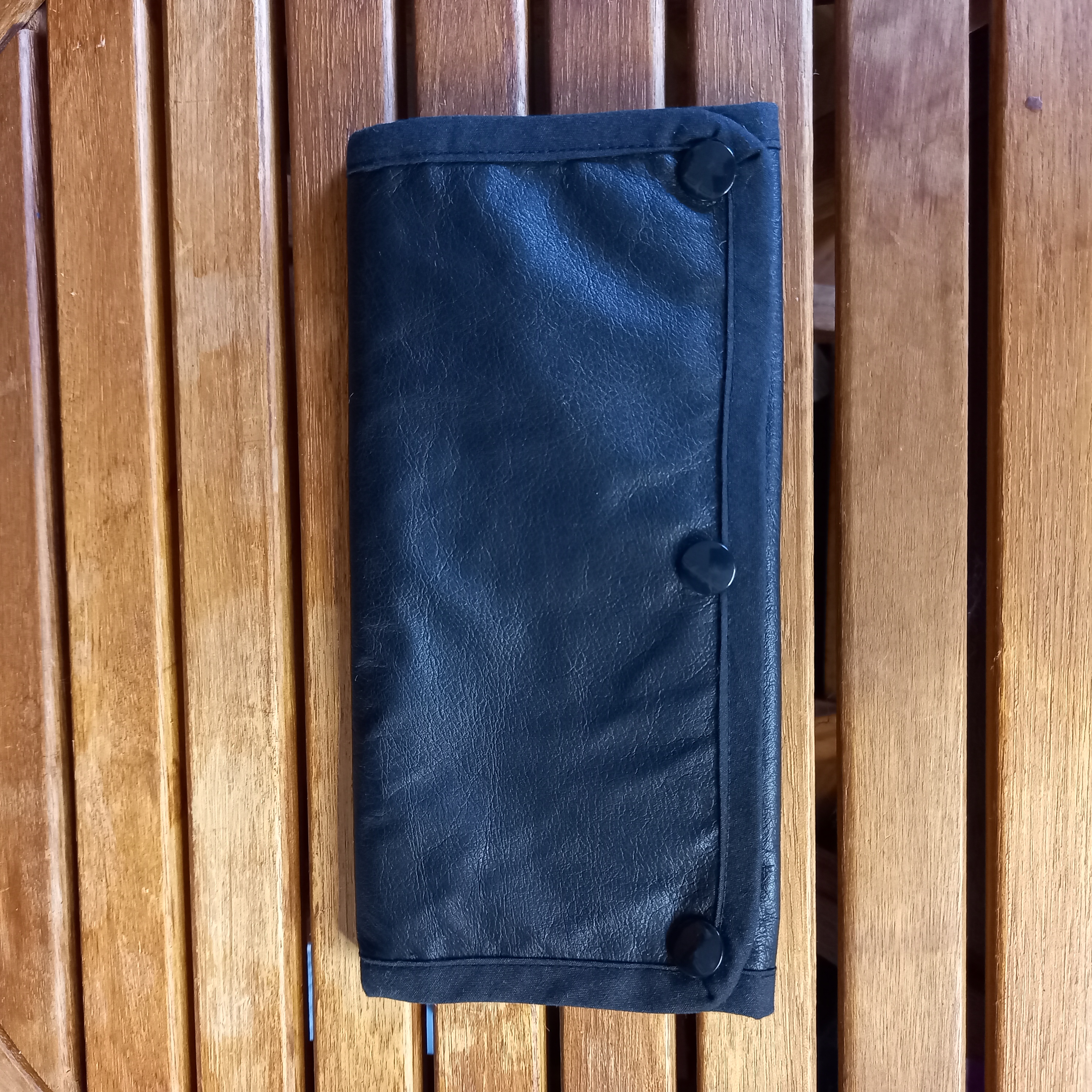 Porte-feuilles simili skull