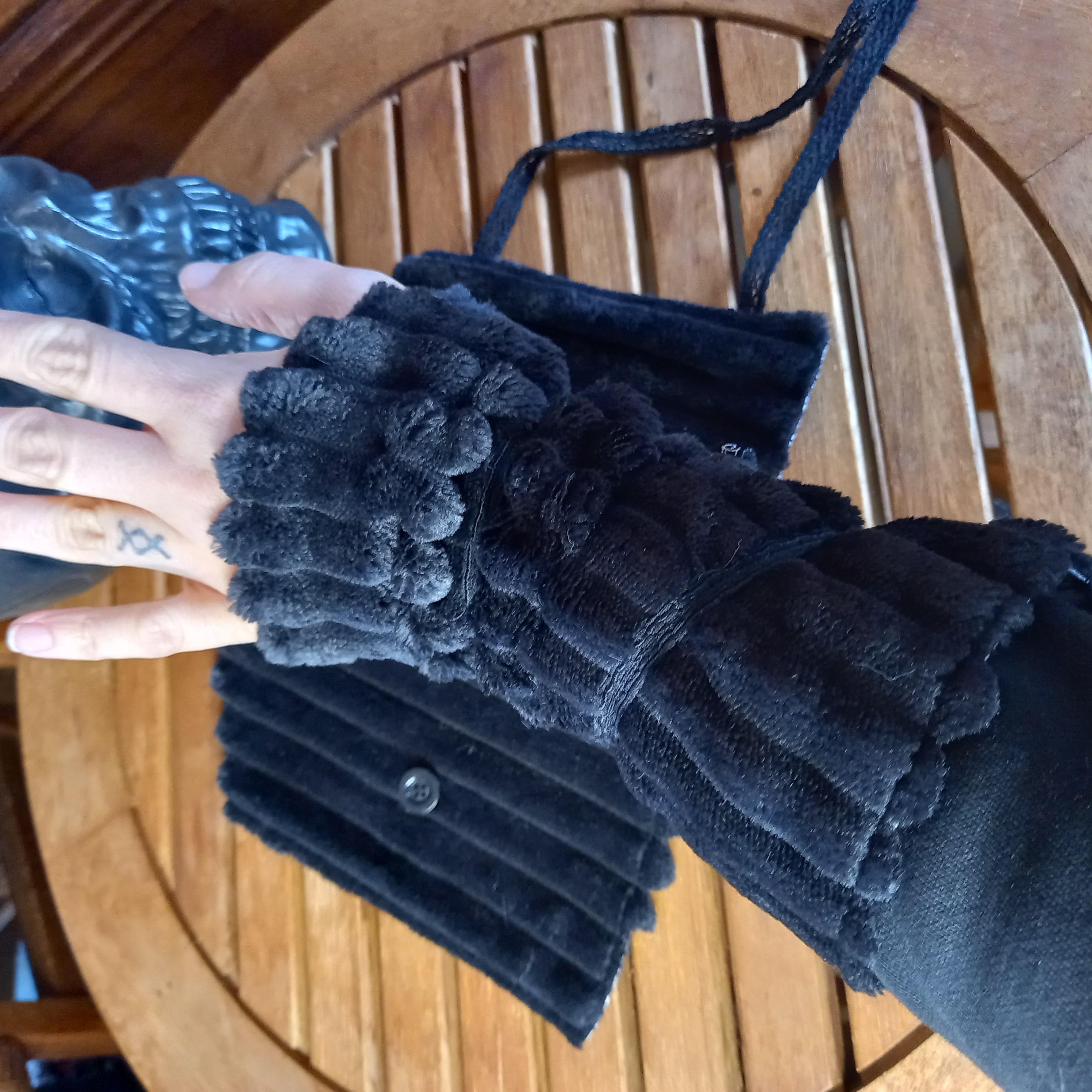 Mitaines skull blanc 